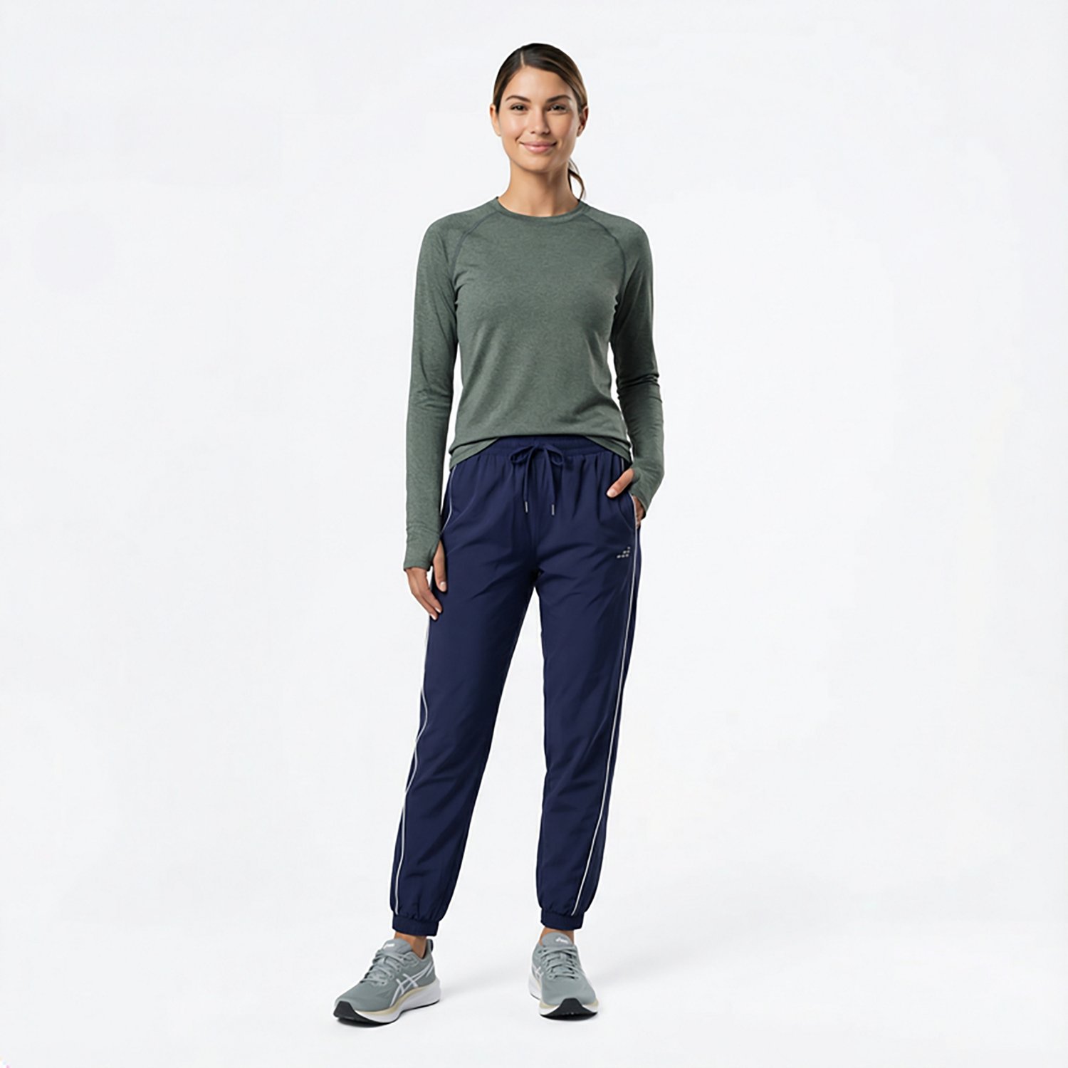 BCG Women's Piped Woven Jogger 28-inch - view number 3