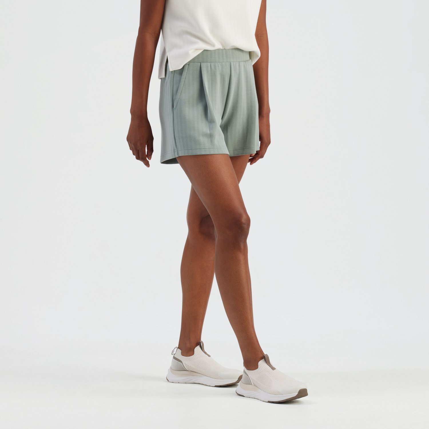 Freely Women's Gemma Shorts 5 in.