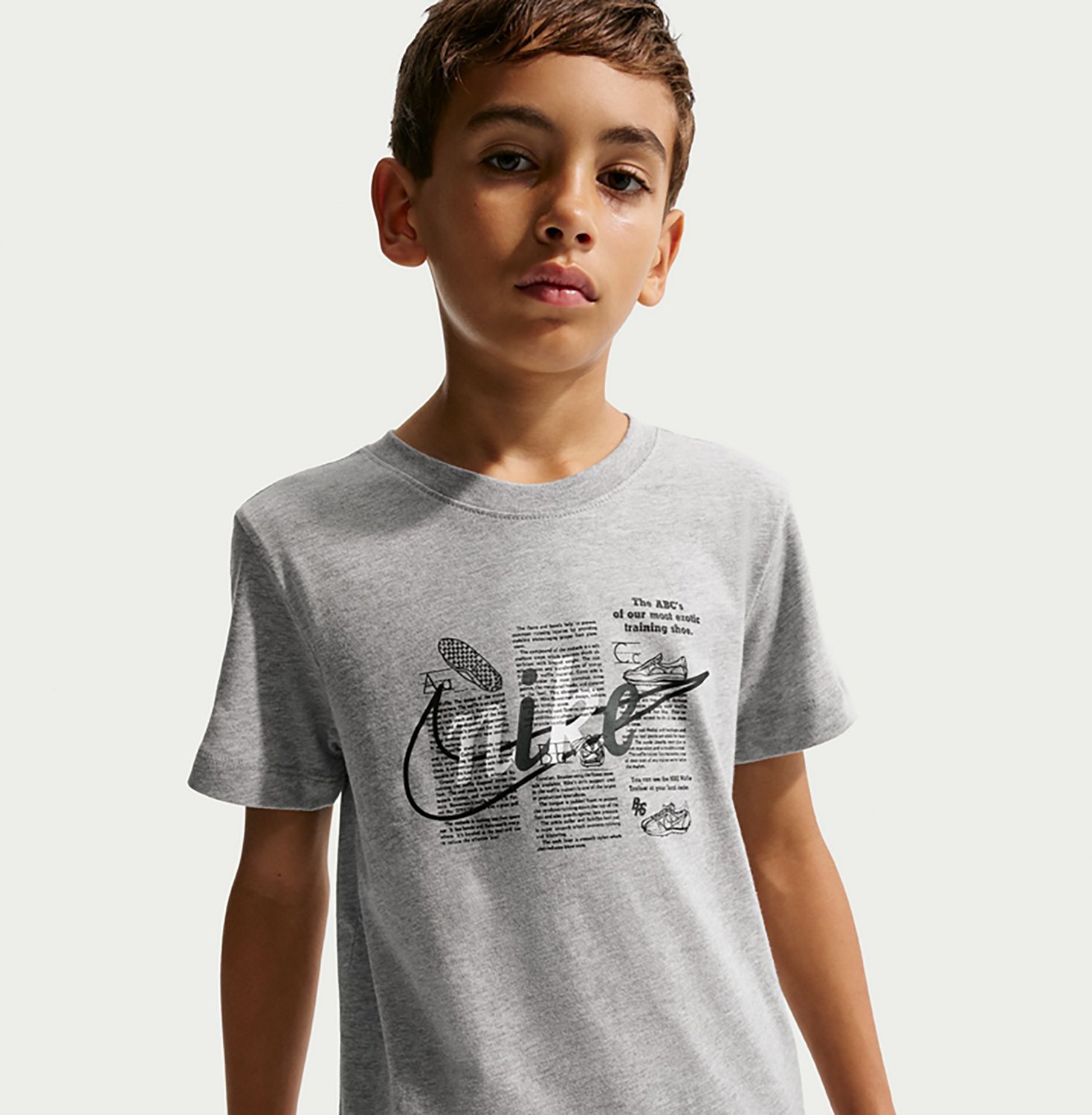 Nike Boys' Sportswear Club Script T-shirt