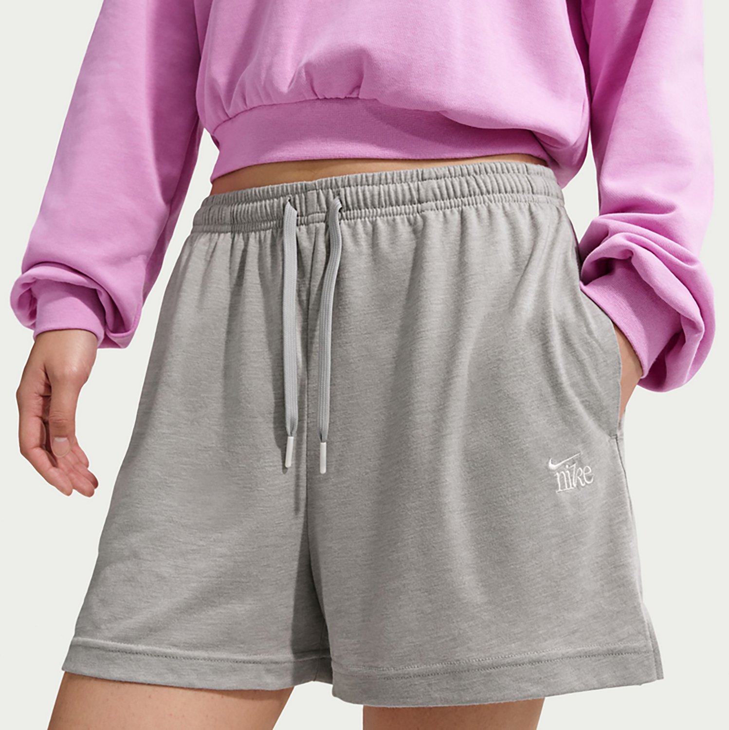 Nike Women's Nike Sportswear Chill Knit Lightweight Shorts 5 in.