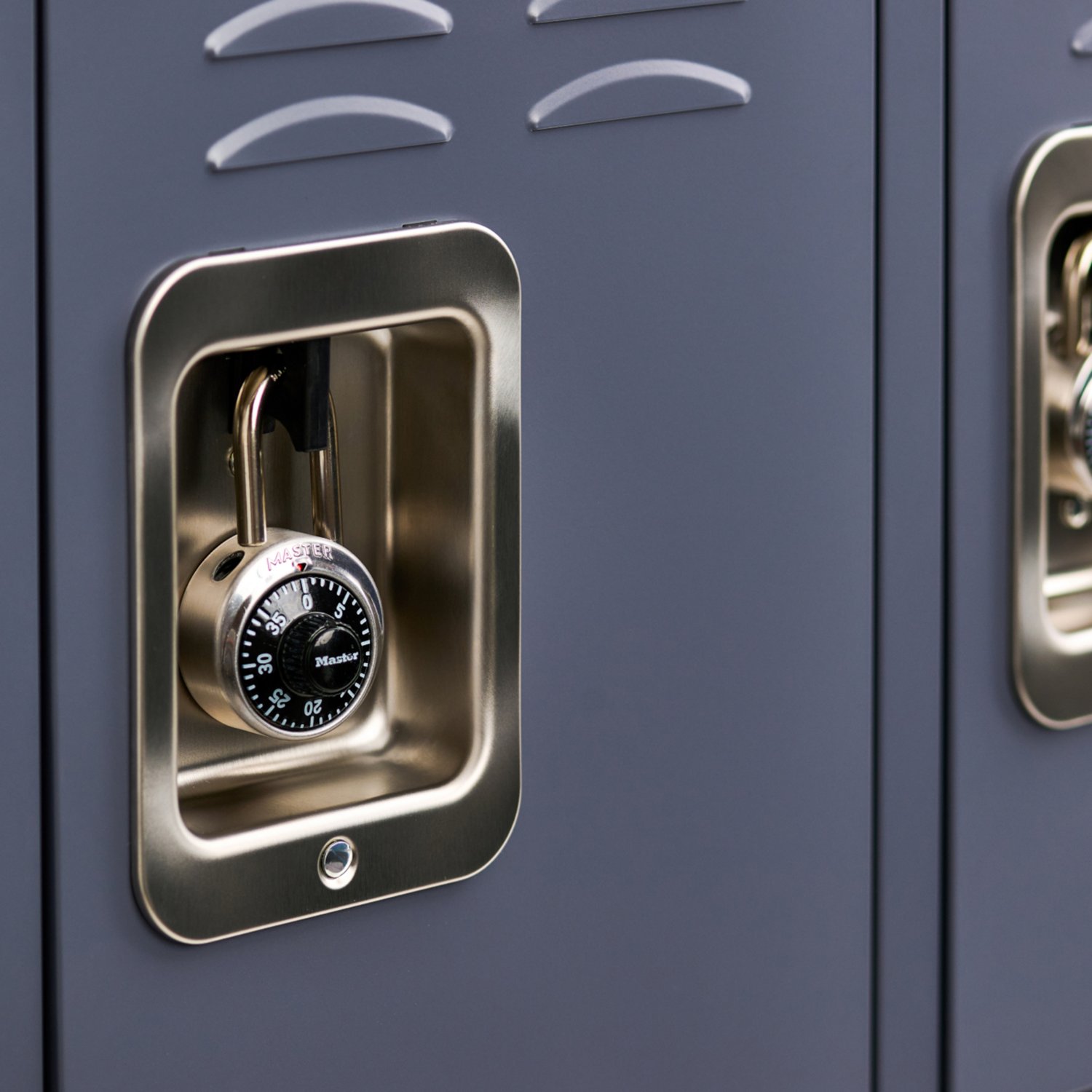 Master Lock Combination Padlock                                                                                                  - view number 3