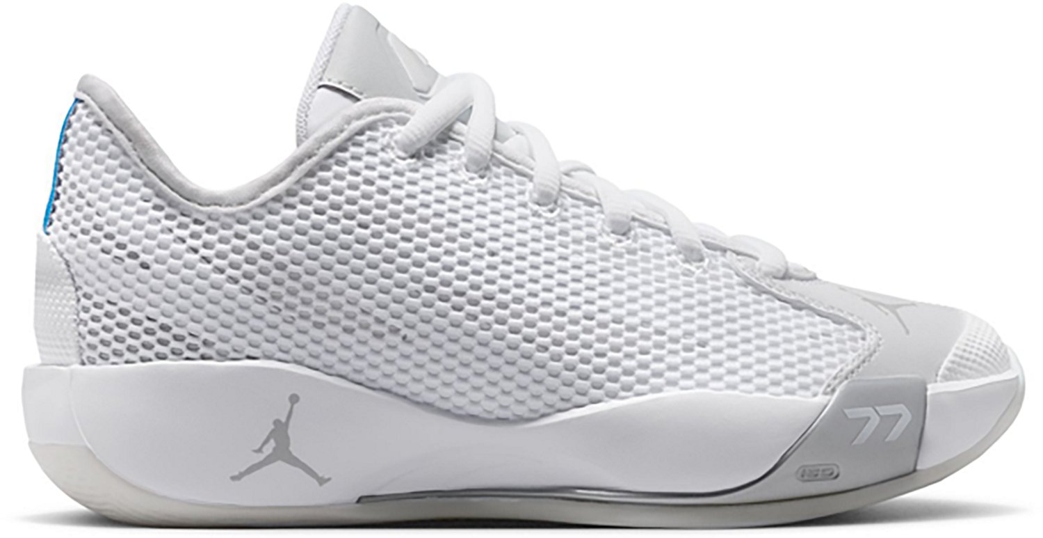 Jordan Boys' Luka .77 V2 Basketball Shoes