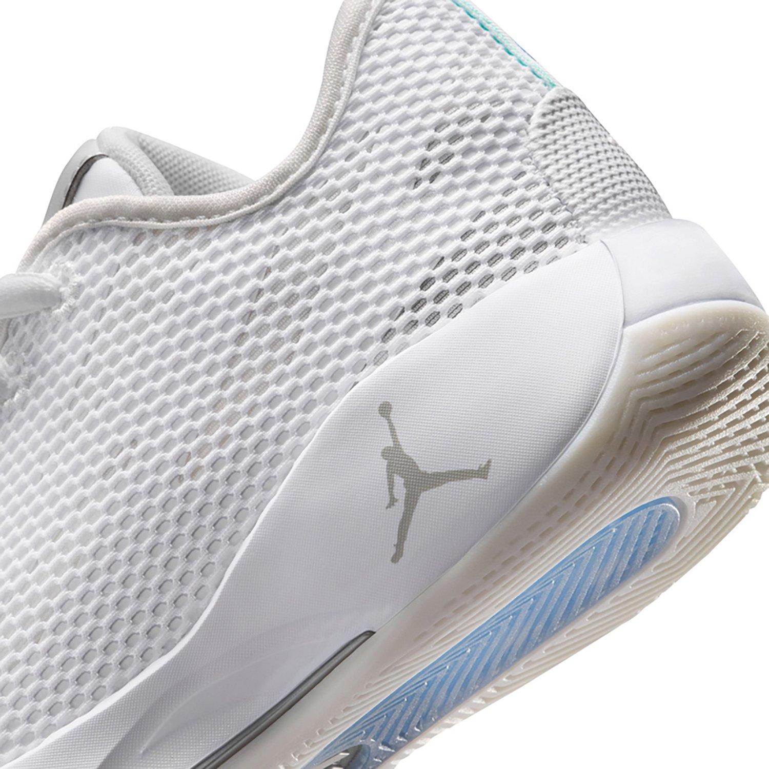 Jordan Boys' Luka .77 V2 Basketball Shoes - view number 8