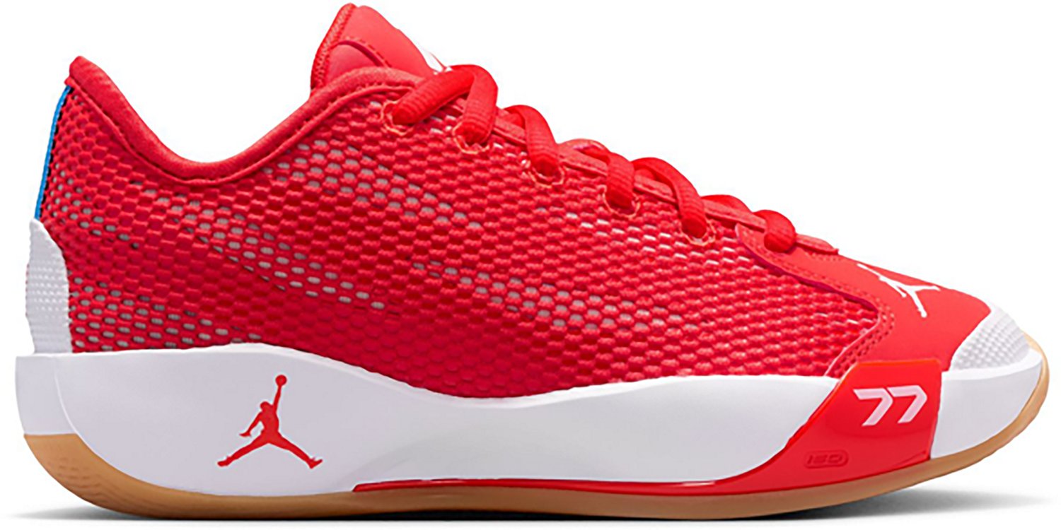 Jordan Boys' Luka .77 V2 Basketball Shoes