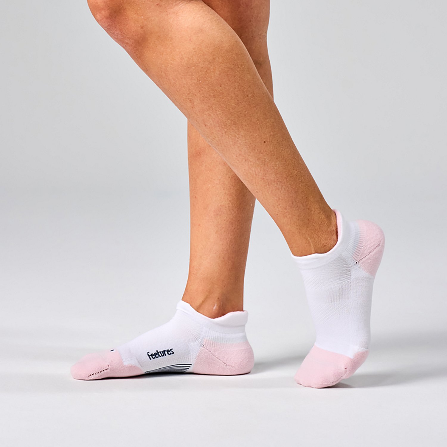 Feetures Elite Max Cushion No Show Tab Running Socks - view number 2