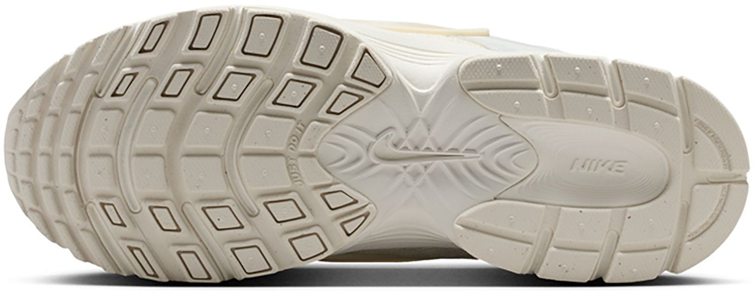 Nike Women's V5 Runner Shoes - view number 6