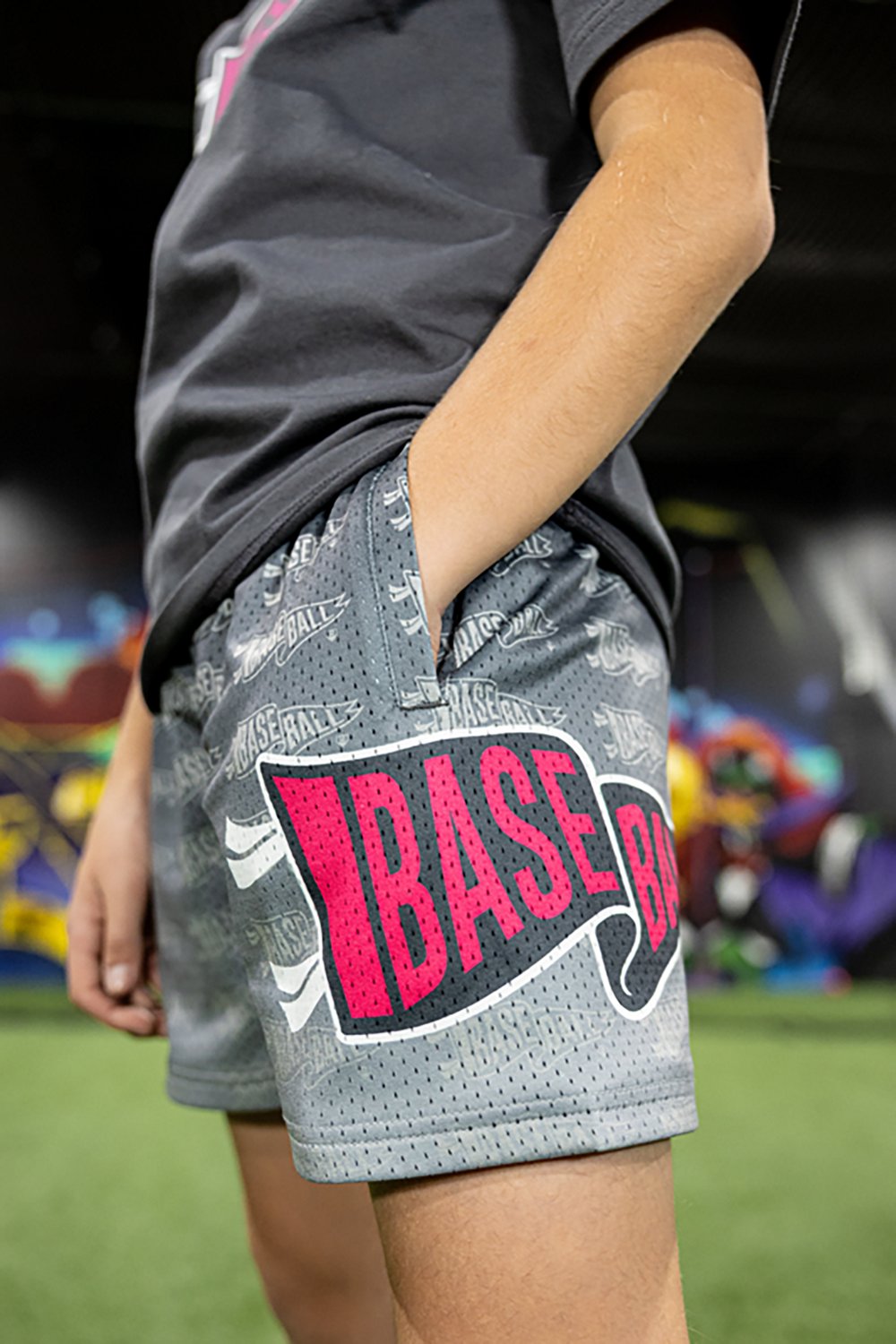 Baseball Lifestyle 101 Boys' Pennant Gradient Shorts 5 in - view number 3