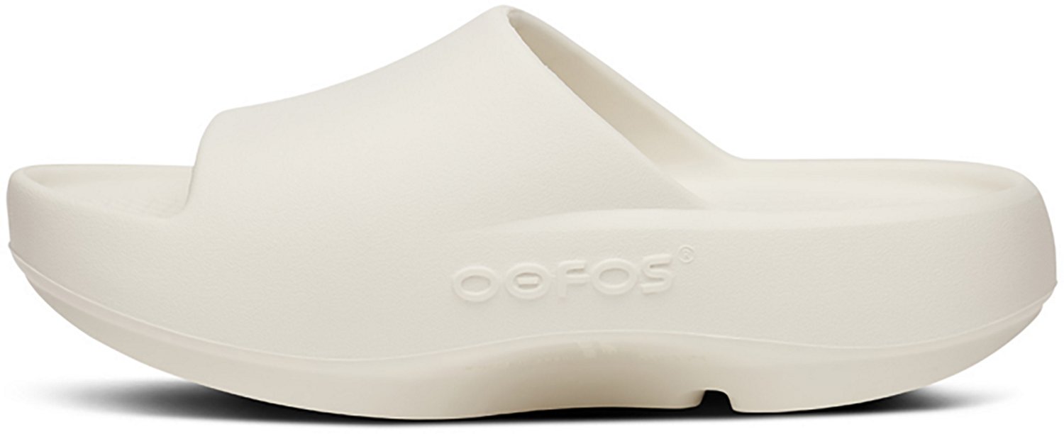 OOFOS Adults’ OOahh+ Slides - view number 2