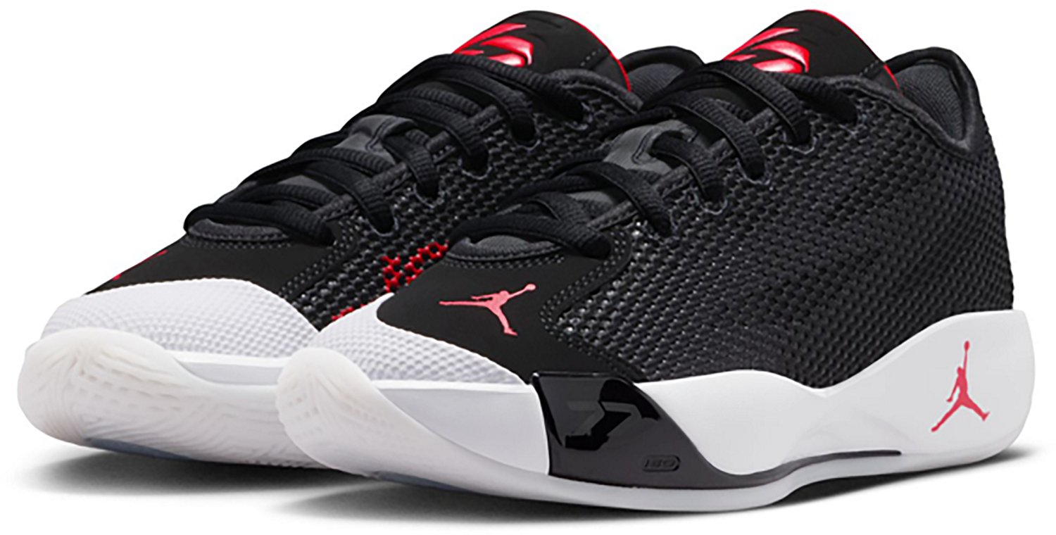 Jordan Boys' Luka .77 V2 Basketball Shoes - view number 3