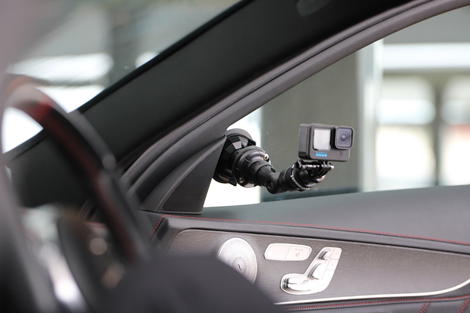 RAILBLAZA Titan Grip Suction Mount - view number 5