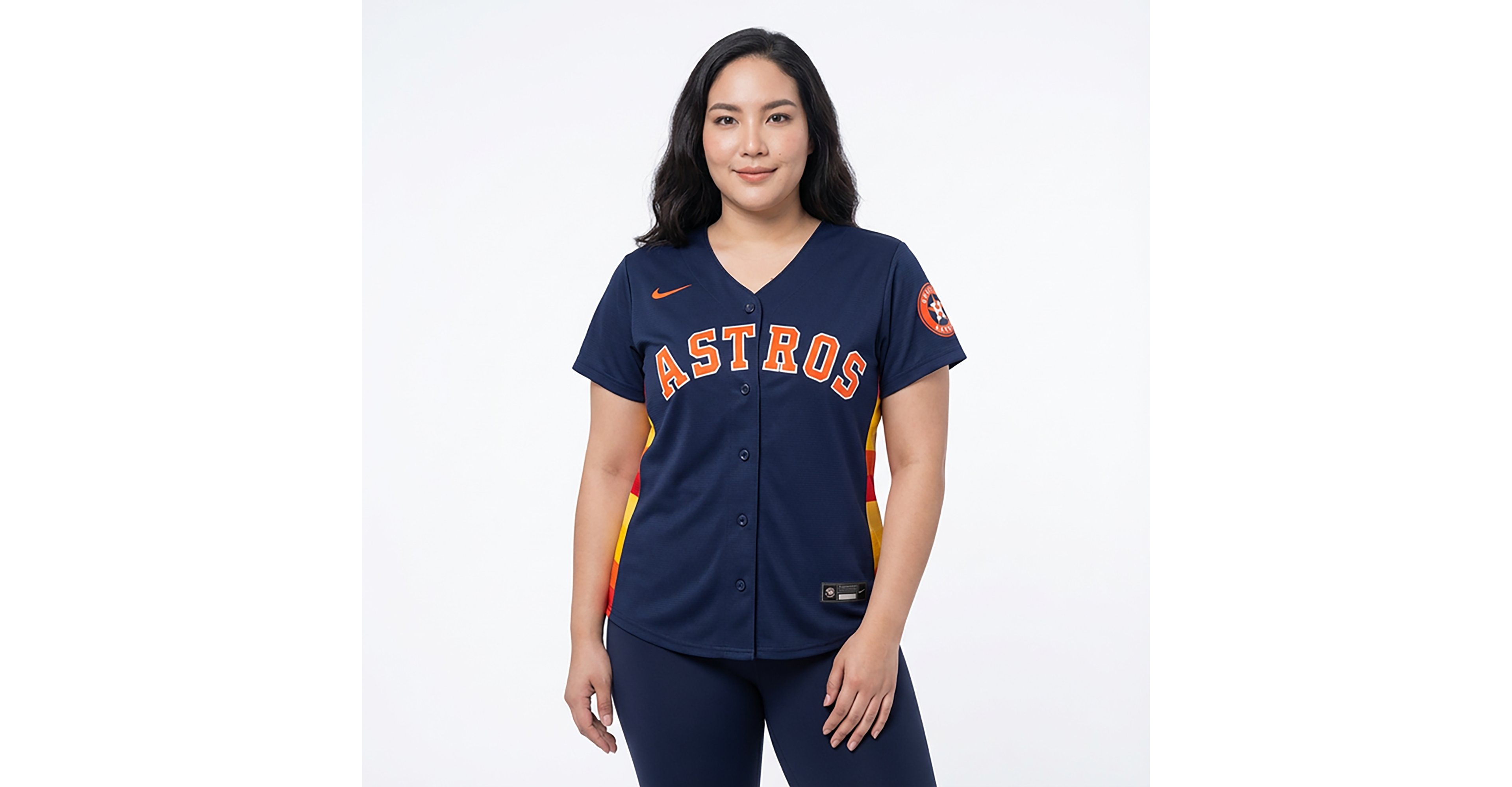 Nike Women's Houston Astros Yordan Alvarez Limited Name and Number Alternate Jersey