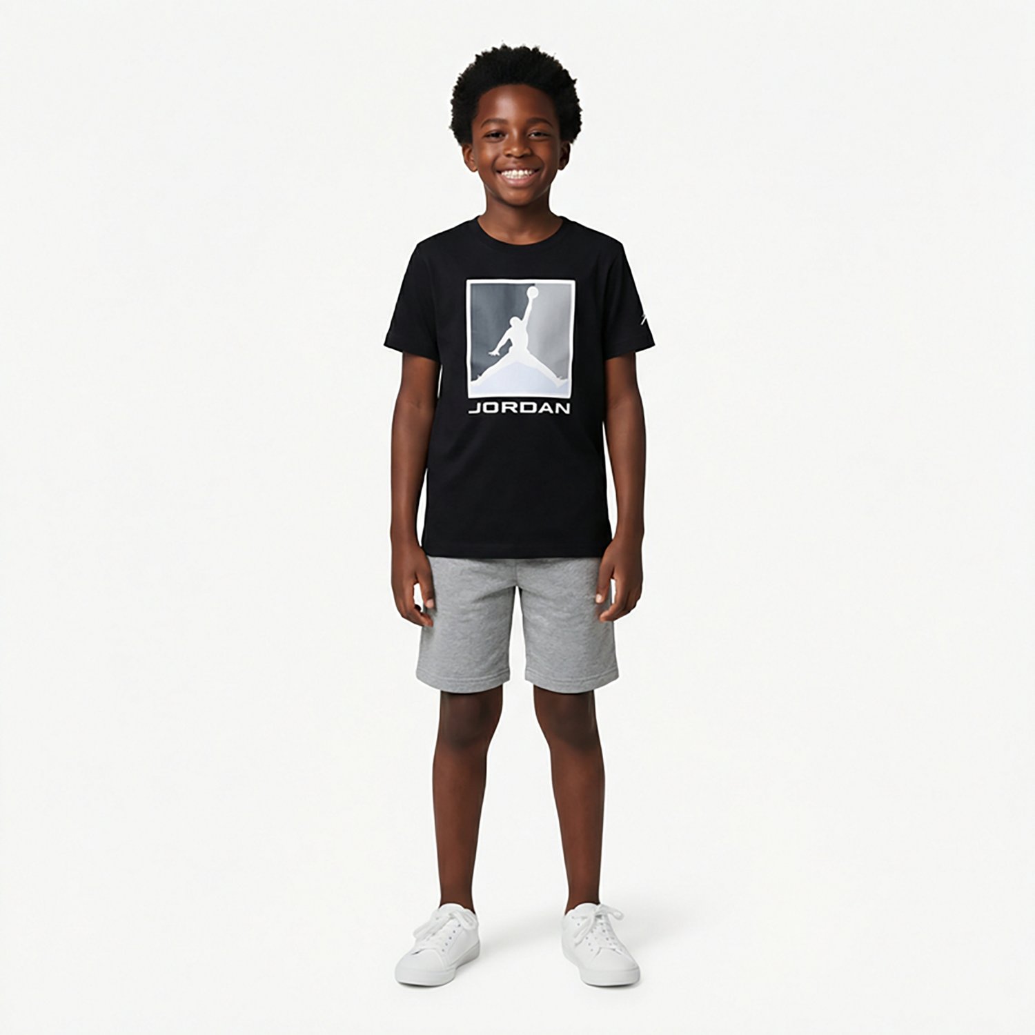 Jordan Boys' Essential 3.0 Short Sleeve T-shirt