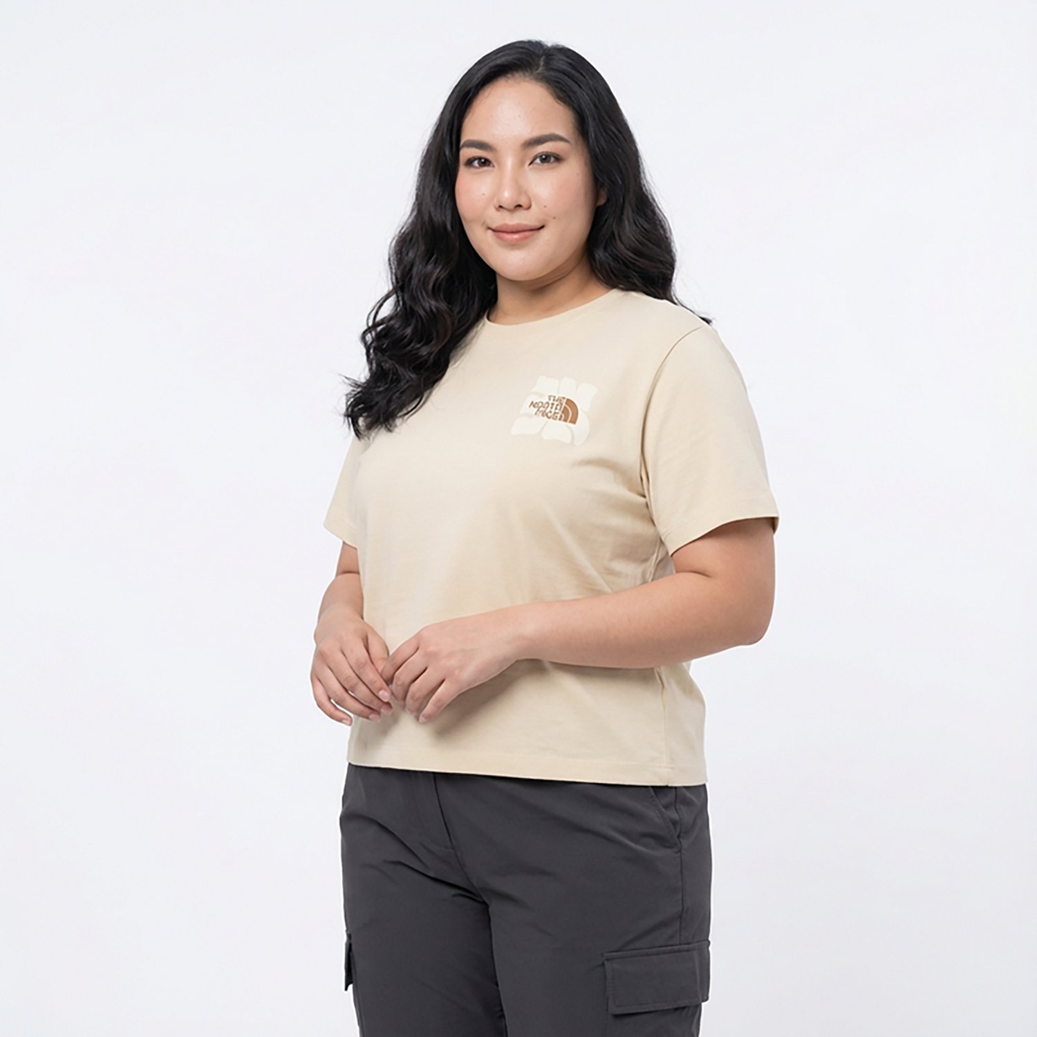 The North Face Women's Sun Regular Graphic T-shirt - view number 2