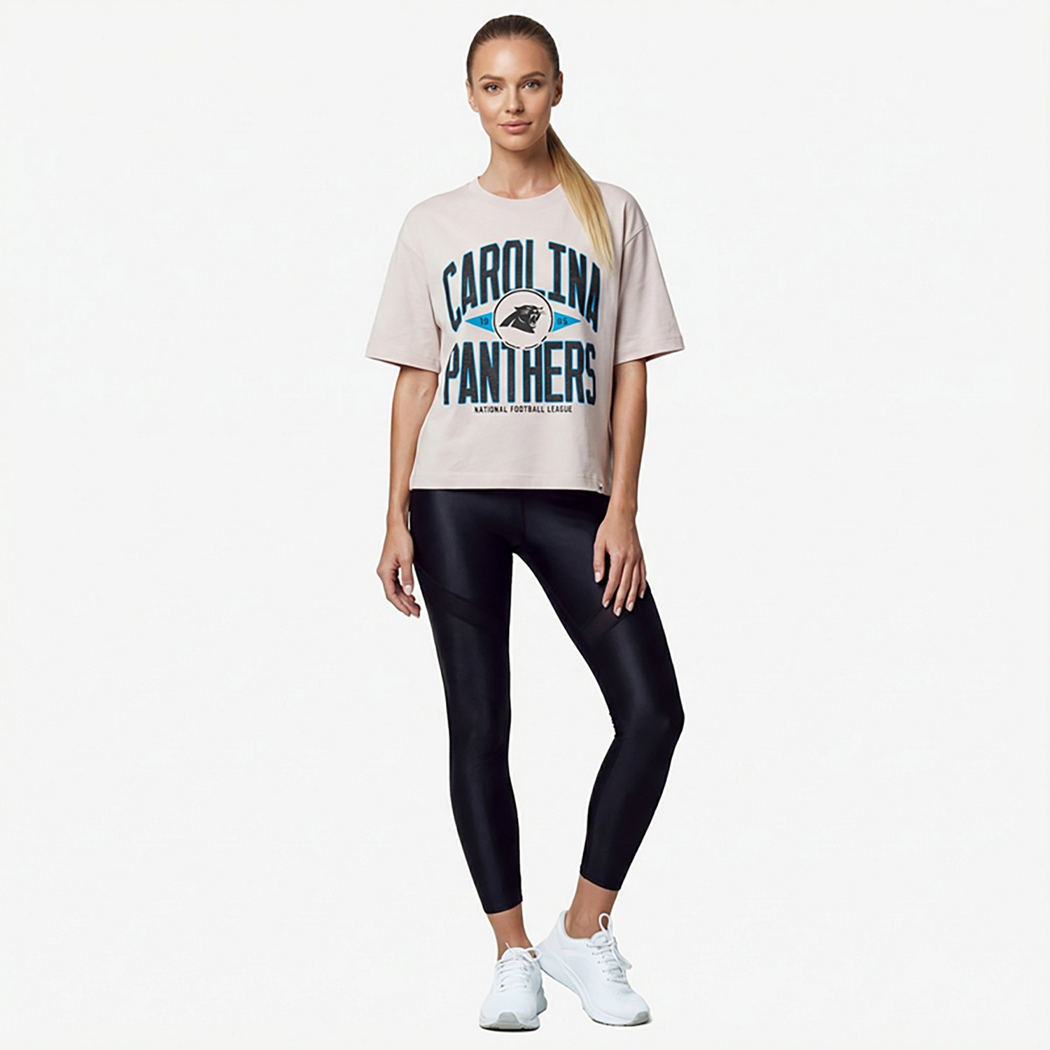 47 Women's Panthers Windthrow Ravine Cropped T-shirt