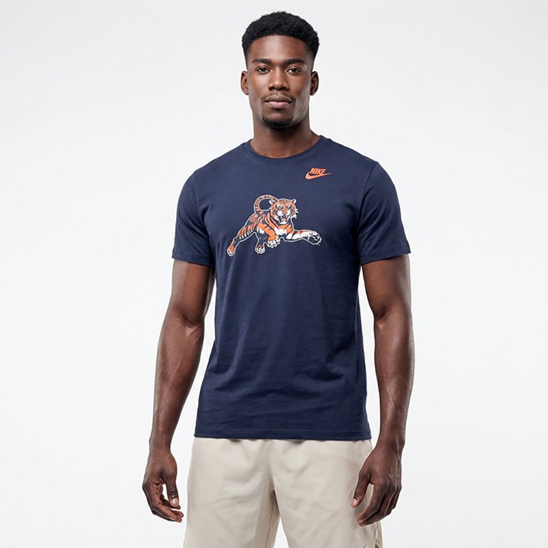 Nike Men's Auburn V…