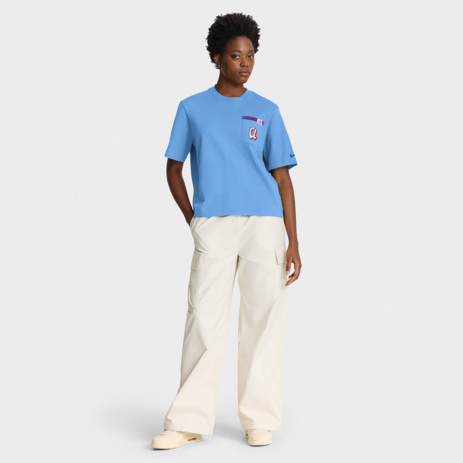 Nike Women’s Atlanta Braves City Connect Short-Sleeve Pocket T-Shirt - view number 3