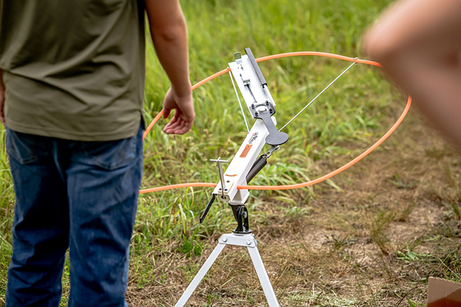 Do-All Outdoors Backyard 3/4-Cock Clayhawk Thrower - view number 8