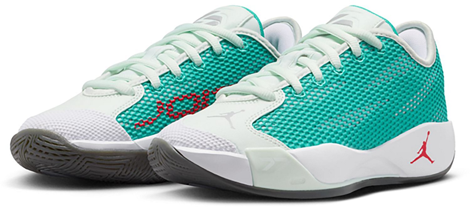 Jordan Boys' Luka .77 V2 Basketball Shoes - view number 3