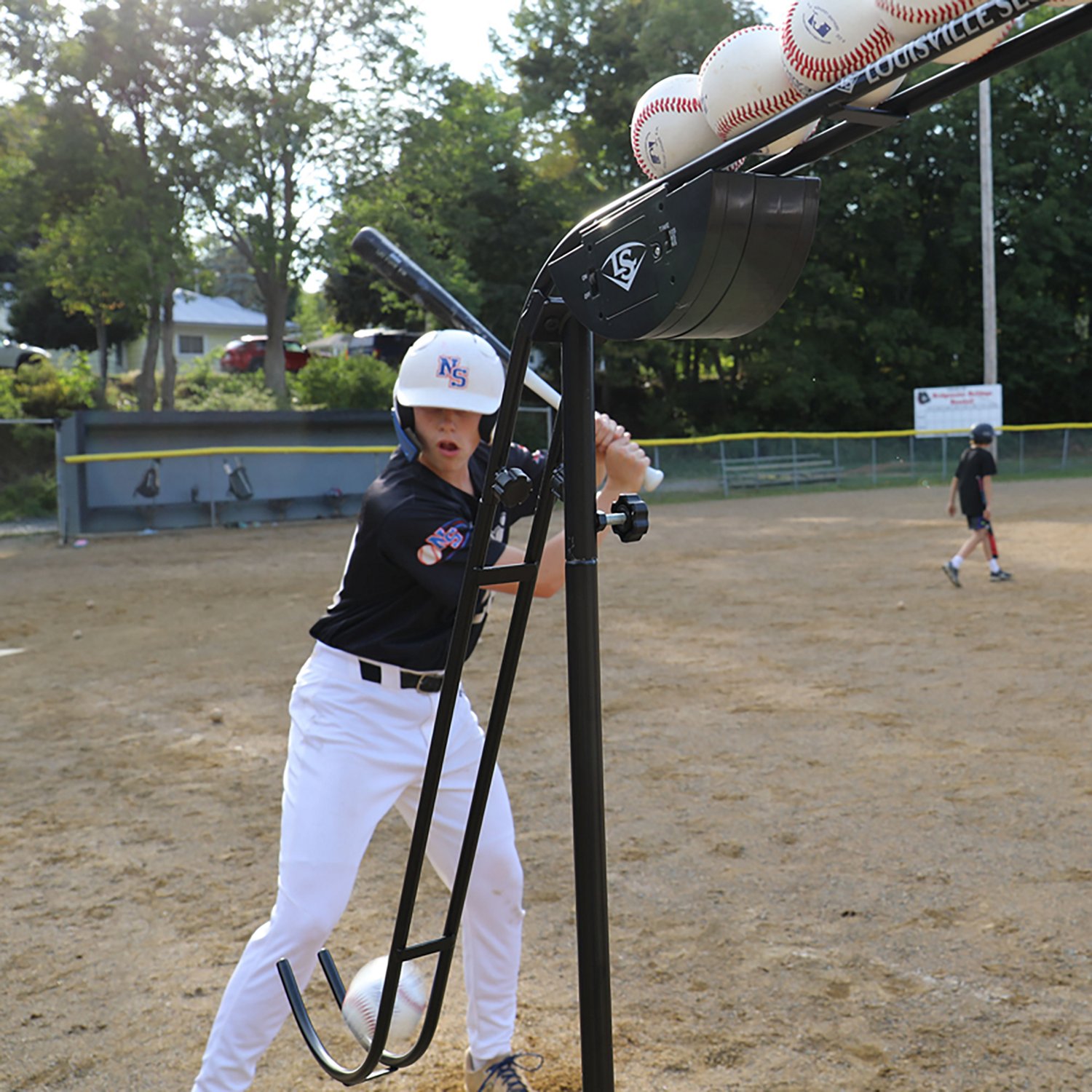 Louisville Slugger APEX Soft Toss Machine and Tee System                                                                         - view number 7