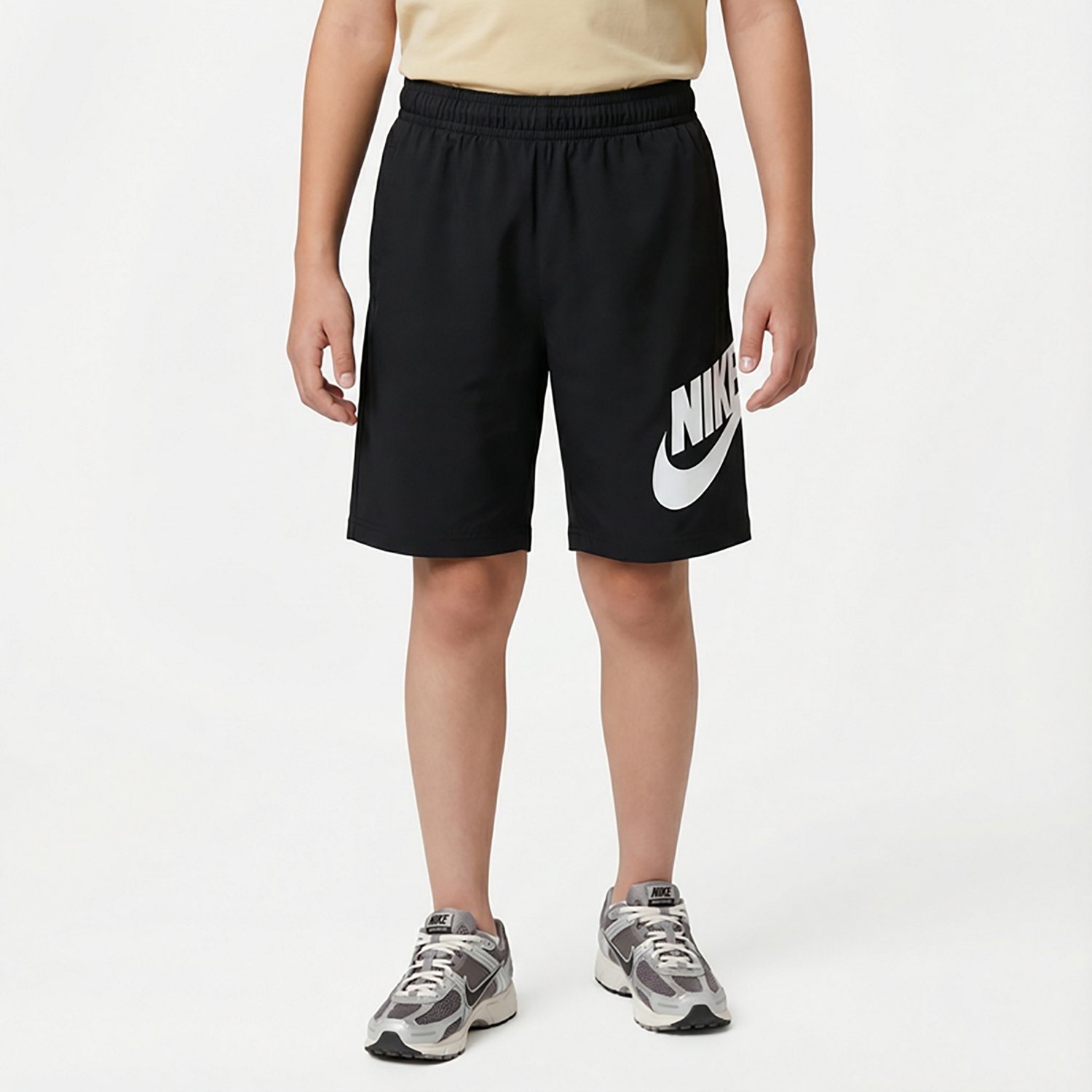 Nike Boys' Sportswear 6 in. Shorts - view number 2
