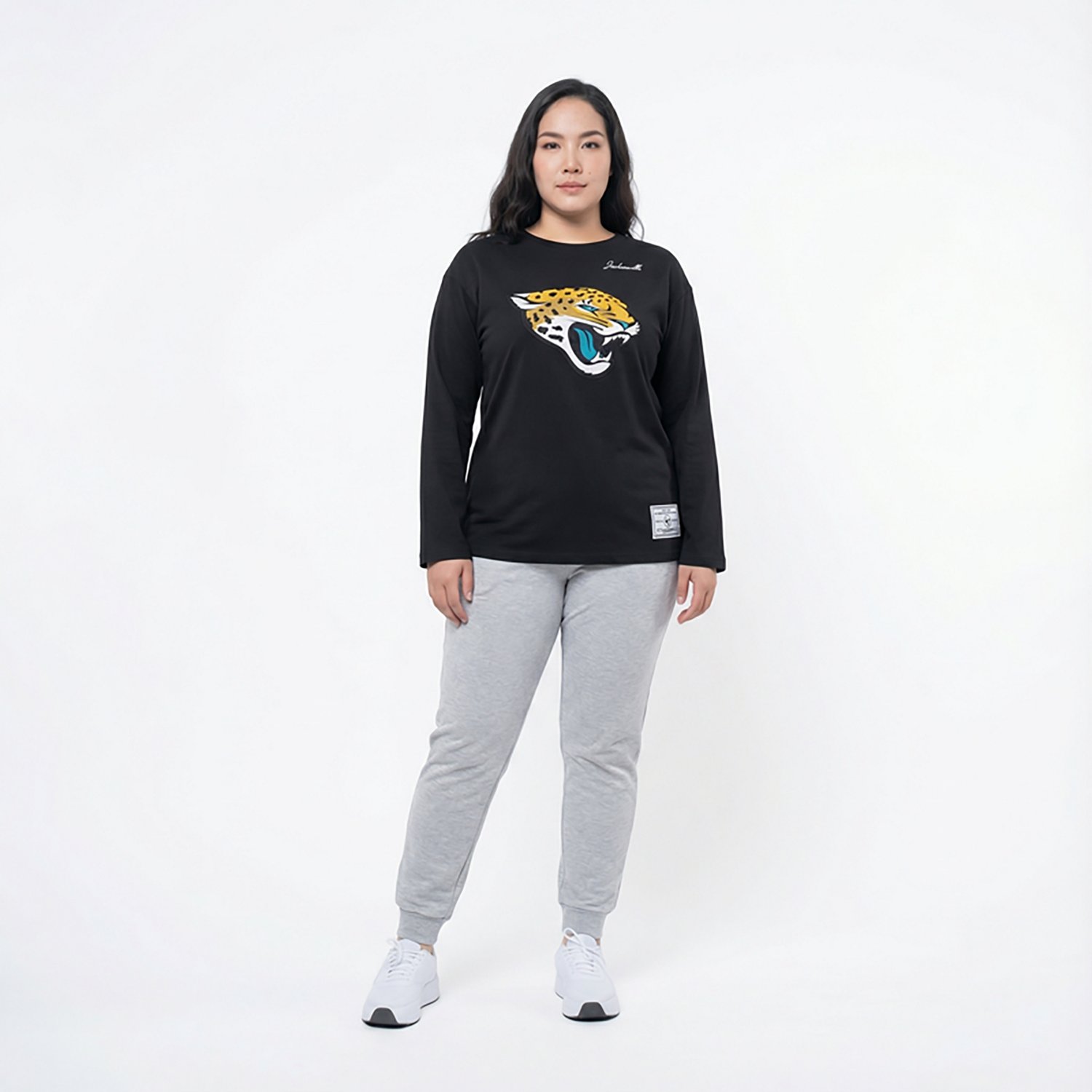 47 Women's Jaguars Game Nod Timeless T-shirt