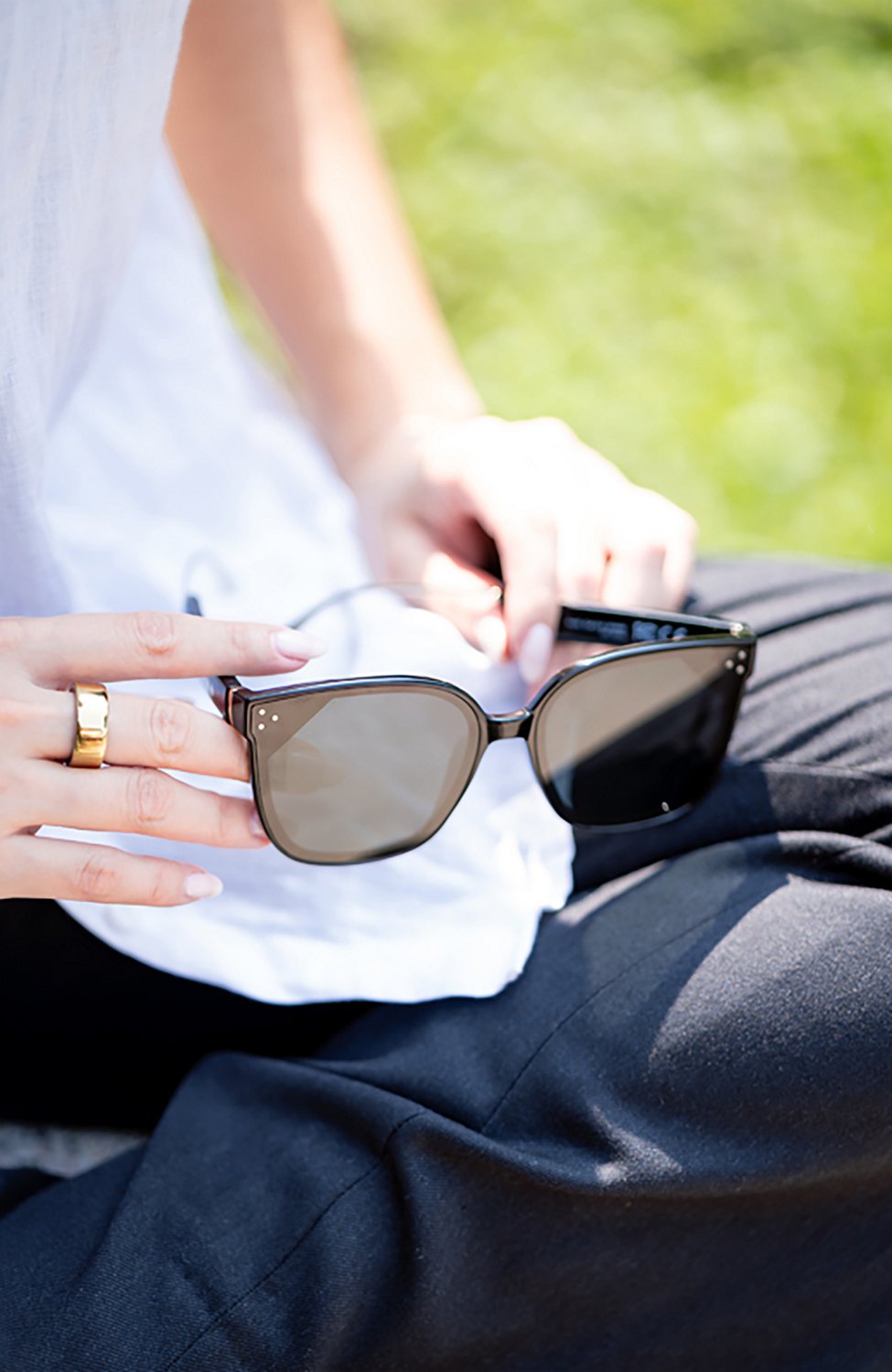 Chamelo Veil Slider Sunglasses - view number 4