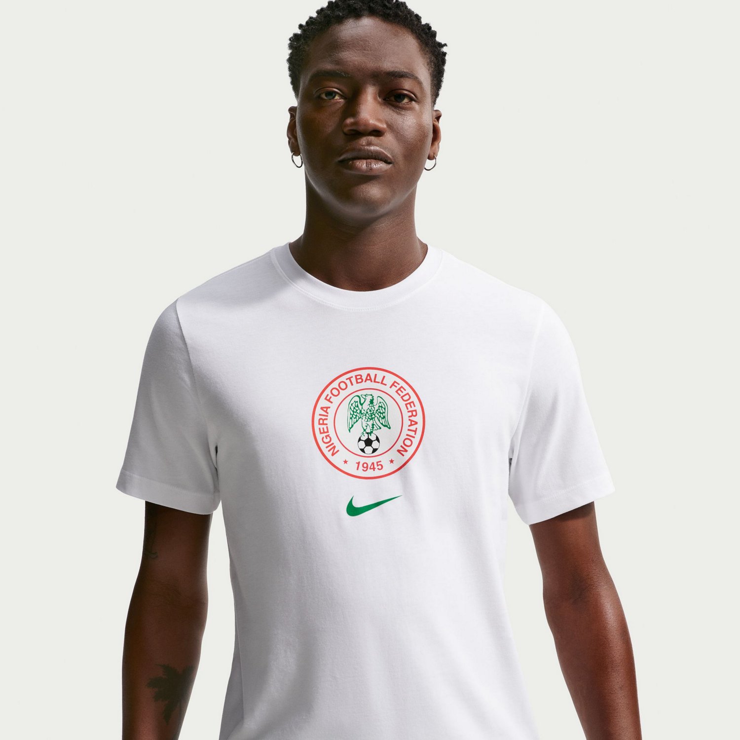 Nike Men's Nigeria World Cup 2026 Crest T-Shirt - view number 3