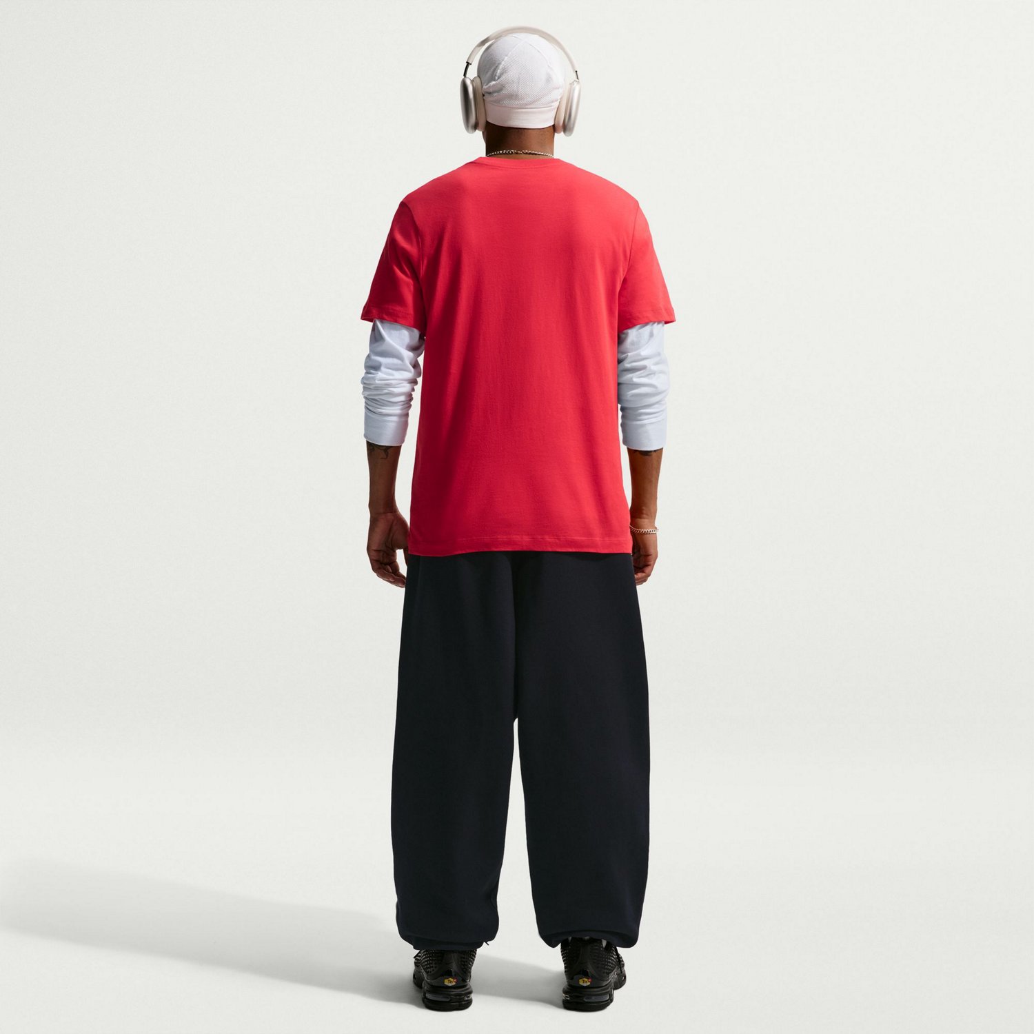 Nike Men's USA 2026 World Cup Crest T-Shirt - view number 2