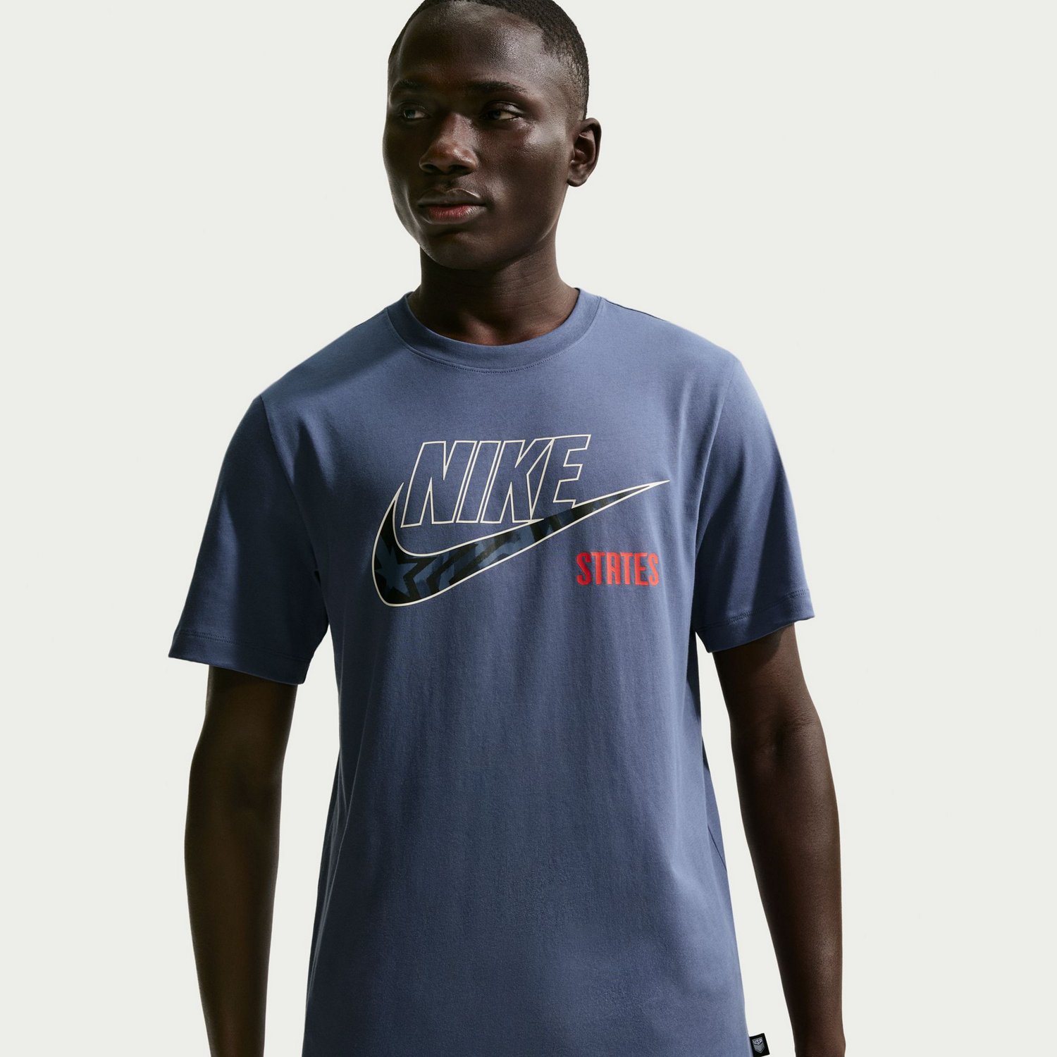 Nike Men's USA 2026 World Cup Futura T-Shirt - view number 3