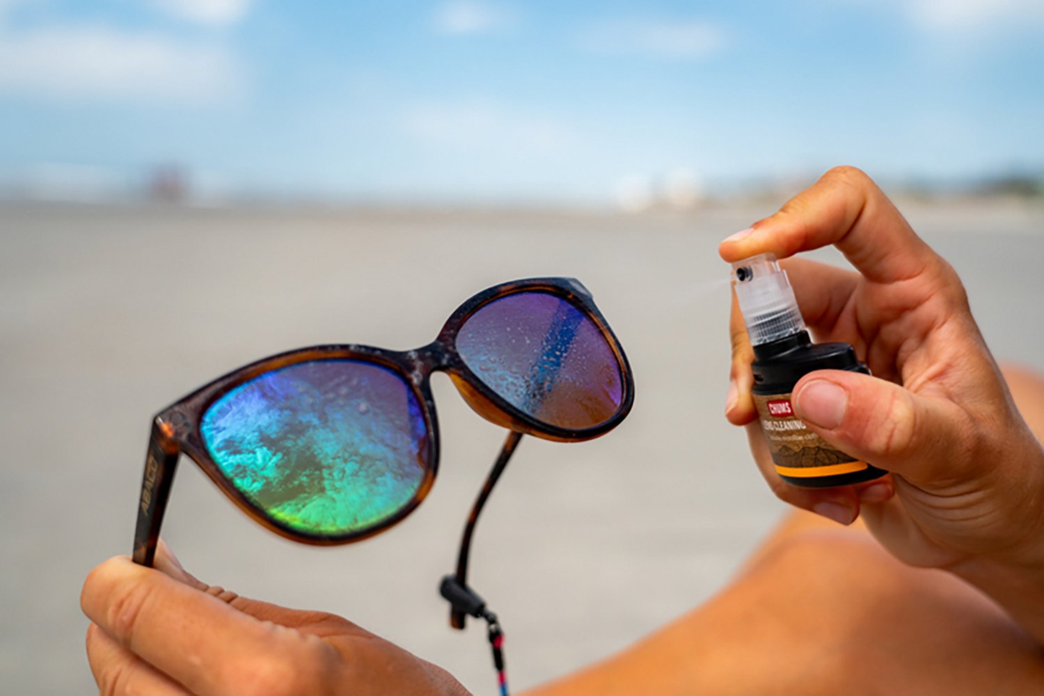 Chums Lens Cleaning Kit - view number 6