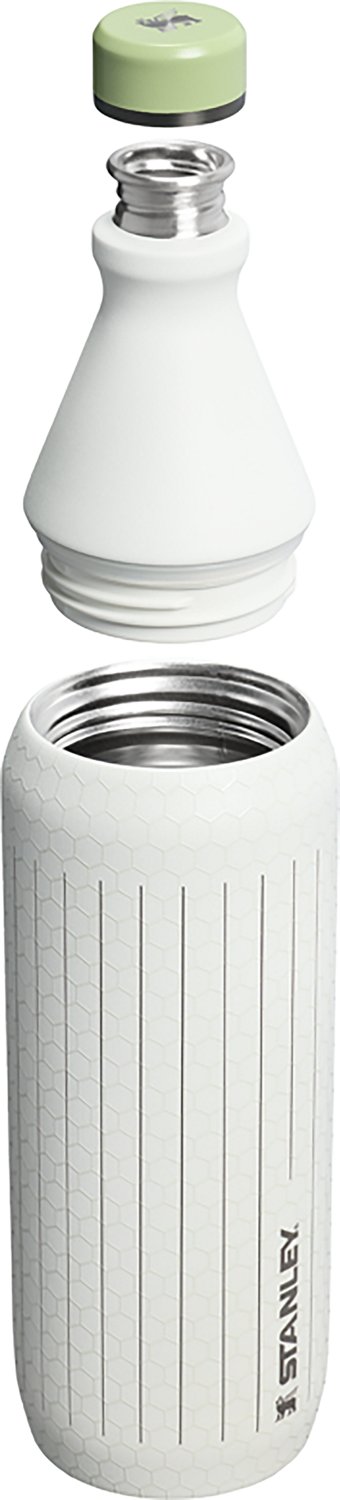 Stanley All Day Nelly Korda Pinstripe 20 oz. Slim Bottle - view number 3