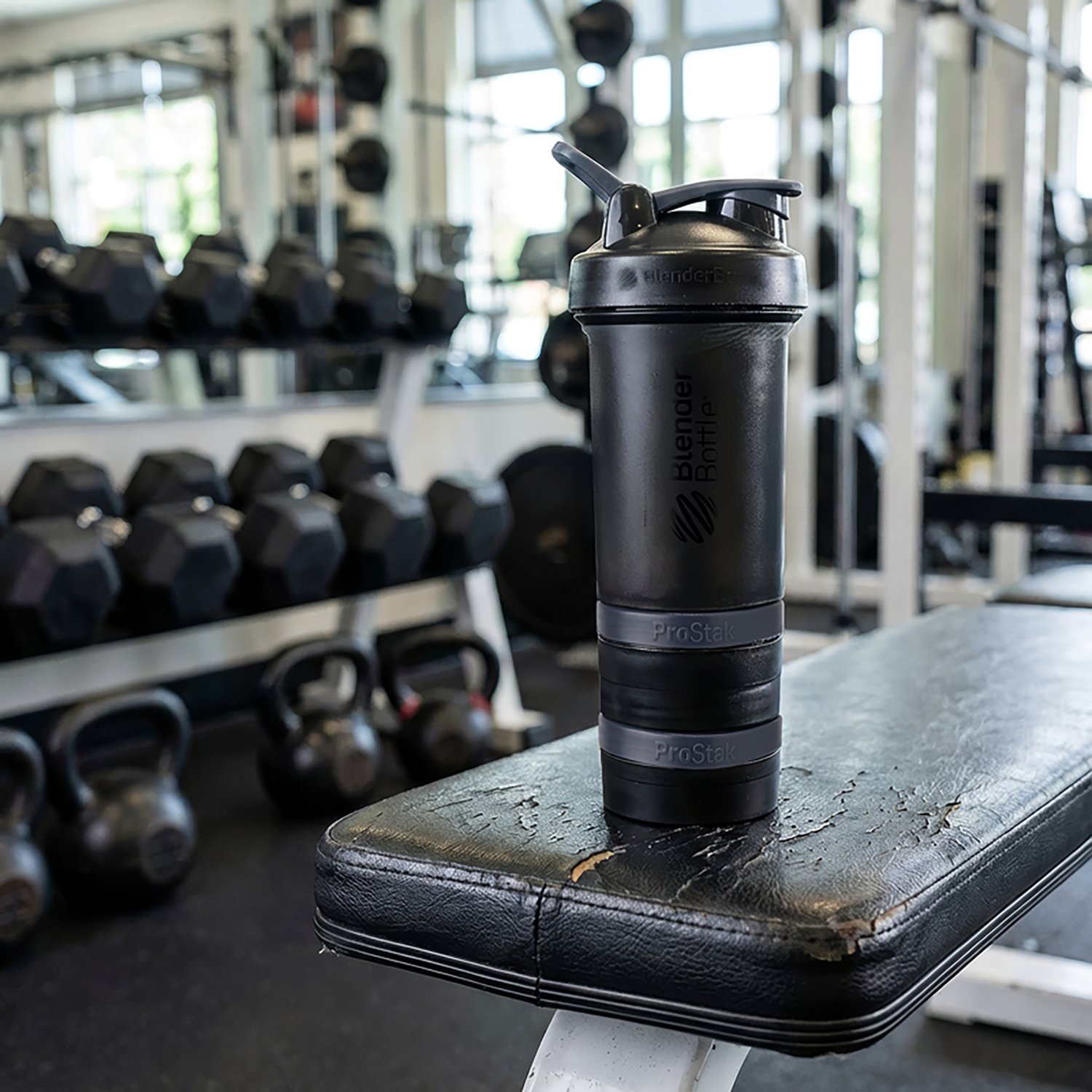 Blender Bottle ProStack 22 oz Shaker Bottle                                                                                      - view number 2