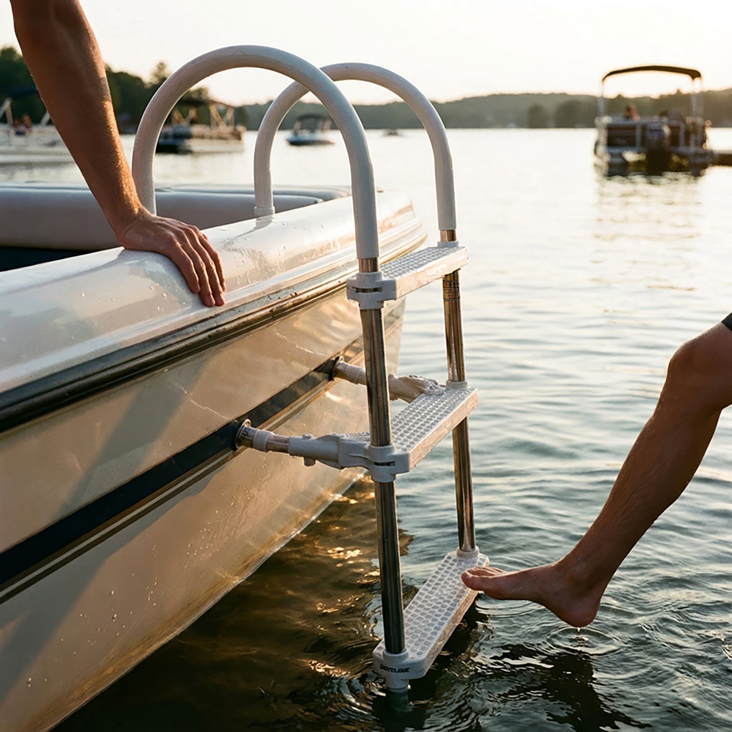 Dotline Boat Ladder - view number 2