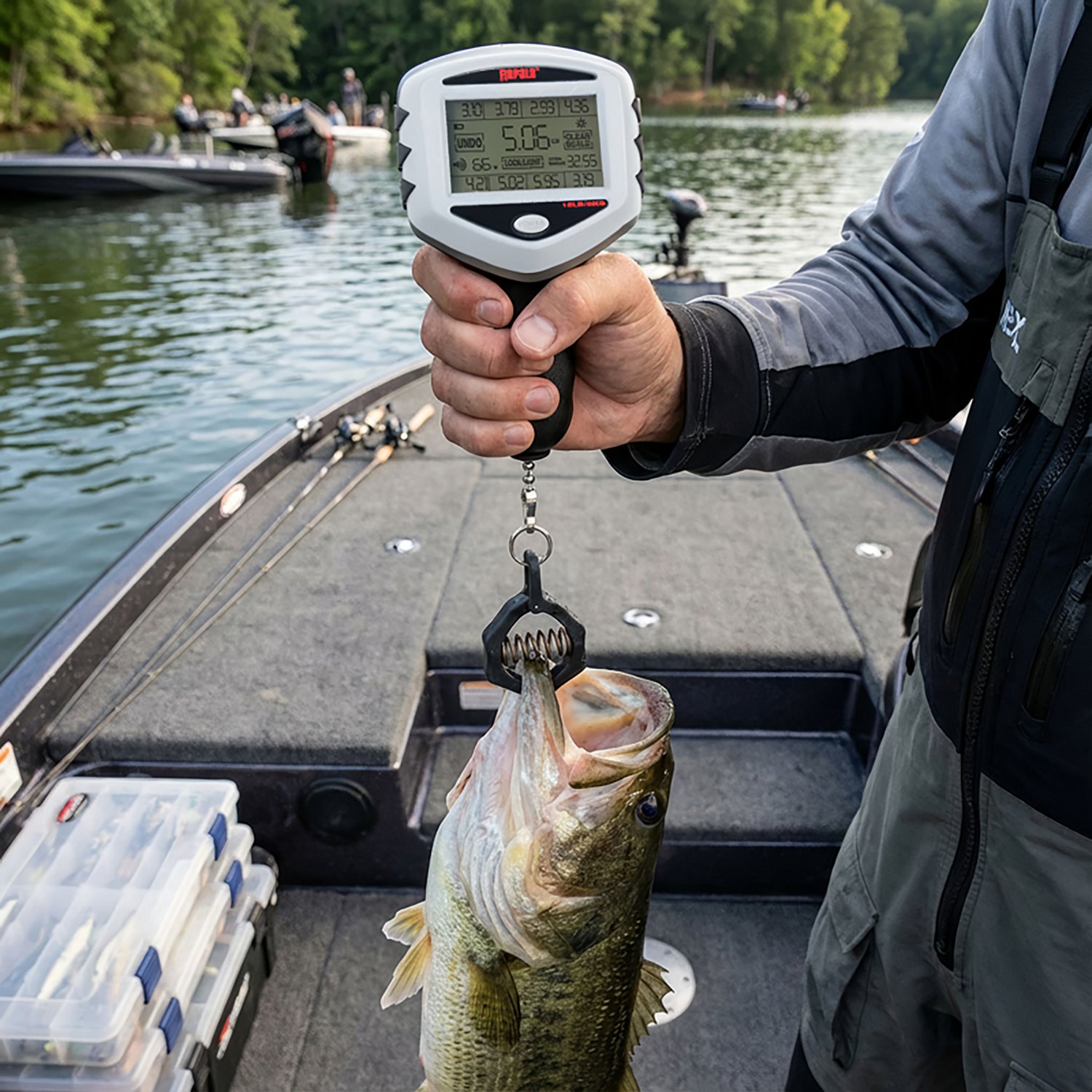 Rapala® Tournament Model 15 lb. Touch-Screen Scale                                                                              - view number 3
