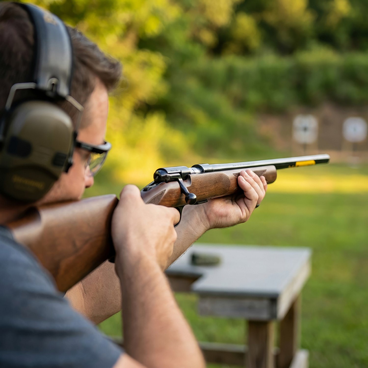 Browning T-Bolt Target/Varmint .17 HMR Bolt-Action Rifle - view number 7