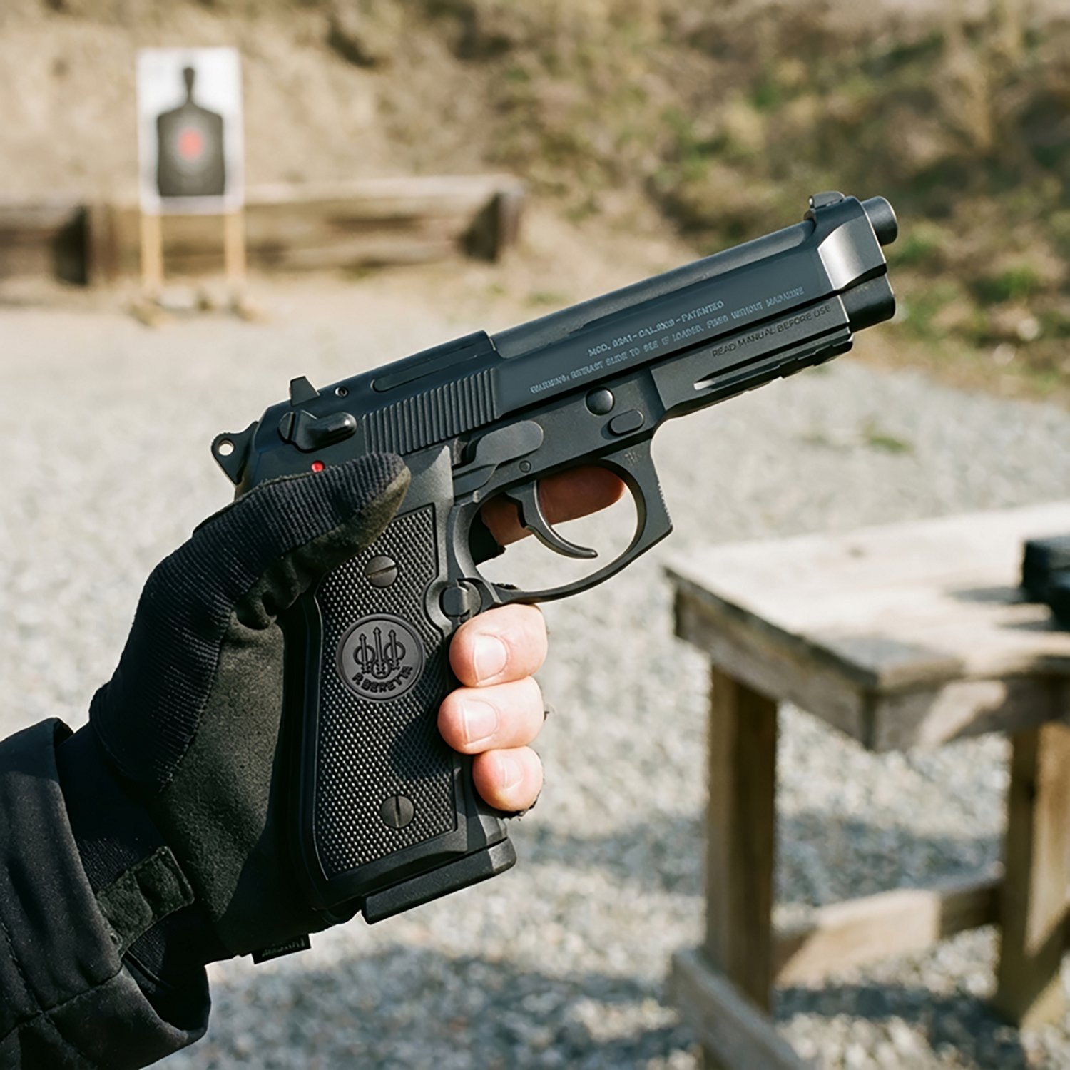 Beretta 96A1 Railed 40 S&W Full-Size 10-Round Pistol - view number 2