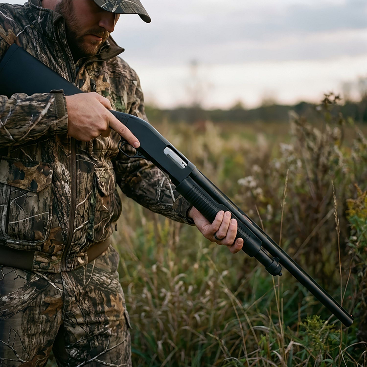 Stevens 320 Field Grade 20 Gauge Pump-Action Shotgun - view number 2