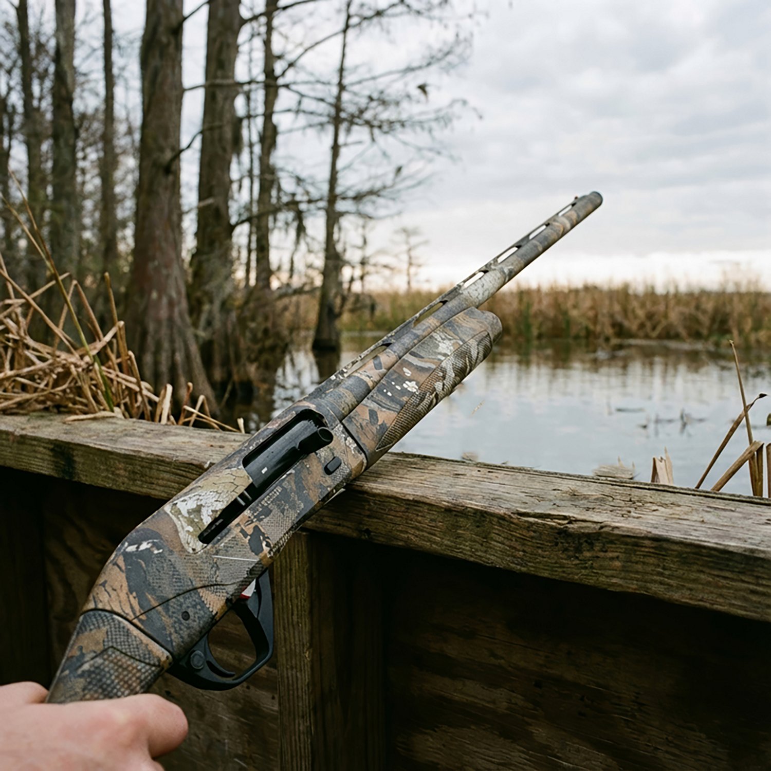 Benelli Super Black Eagle 3 Timber 12 Gauge Semiautomatic Waterfowl Shotgun - view number 4