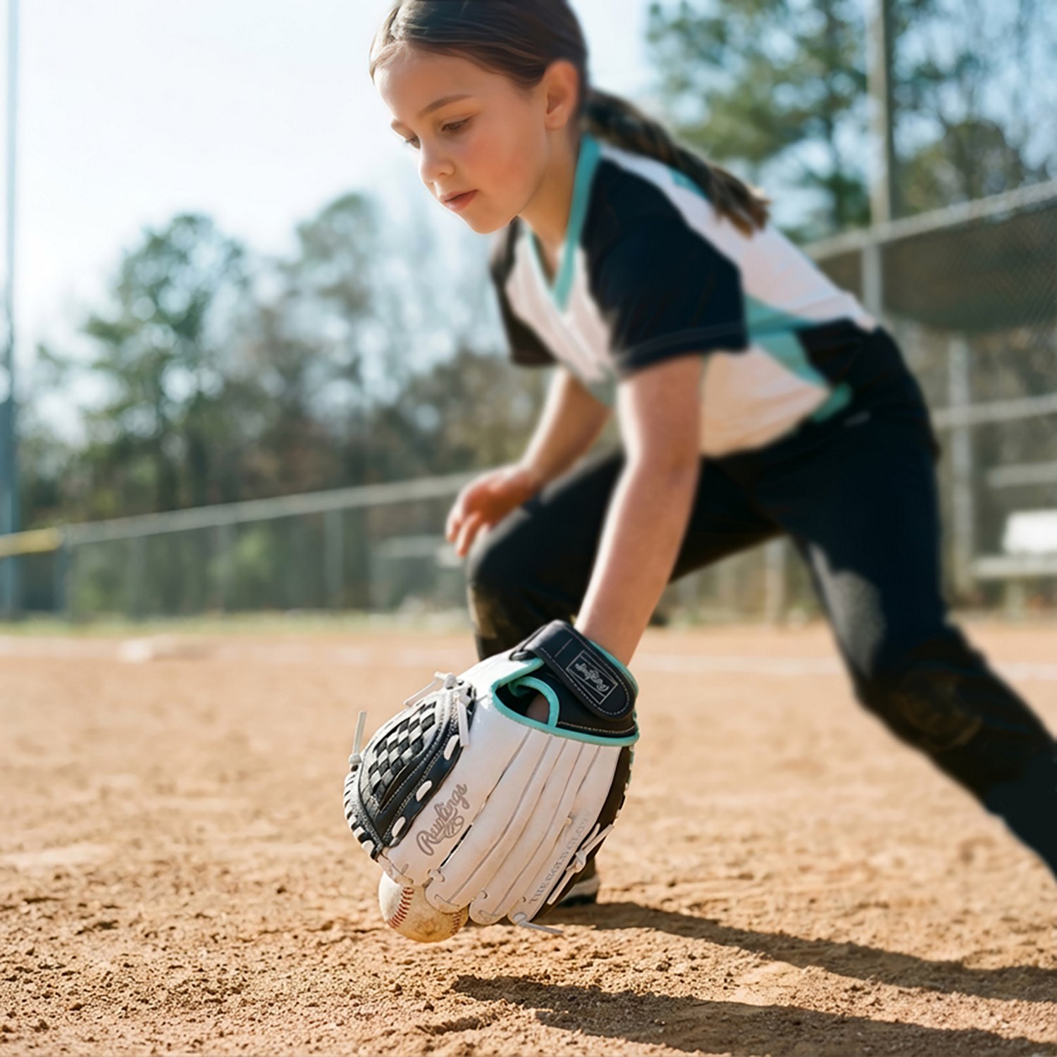 Rawlings Girls' 10.5 in Fastpitch Softball Pitcher/Infield Glove                                                                 - view number 3