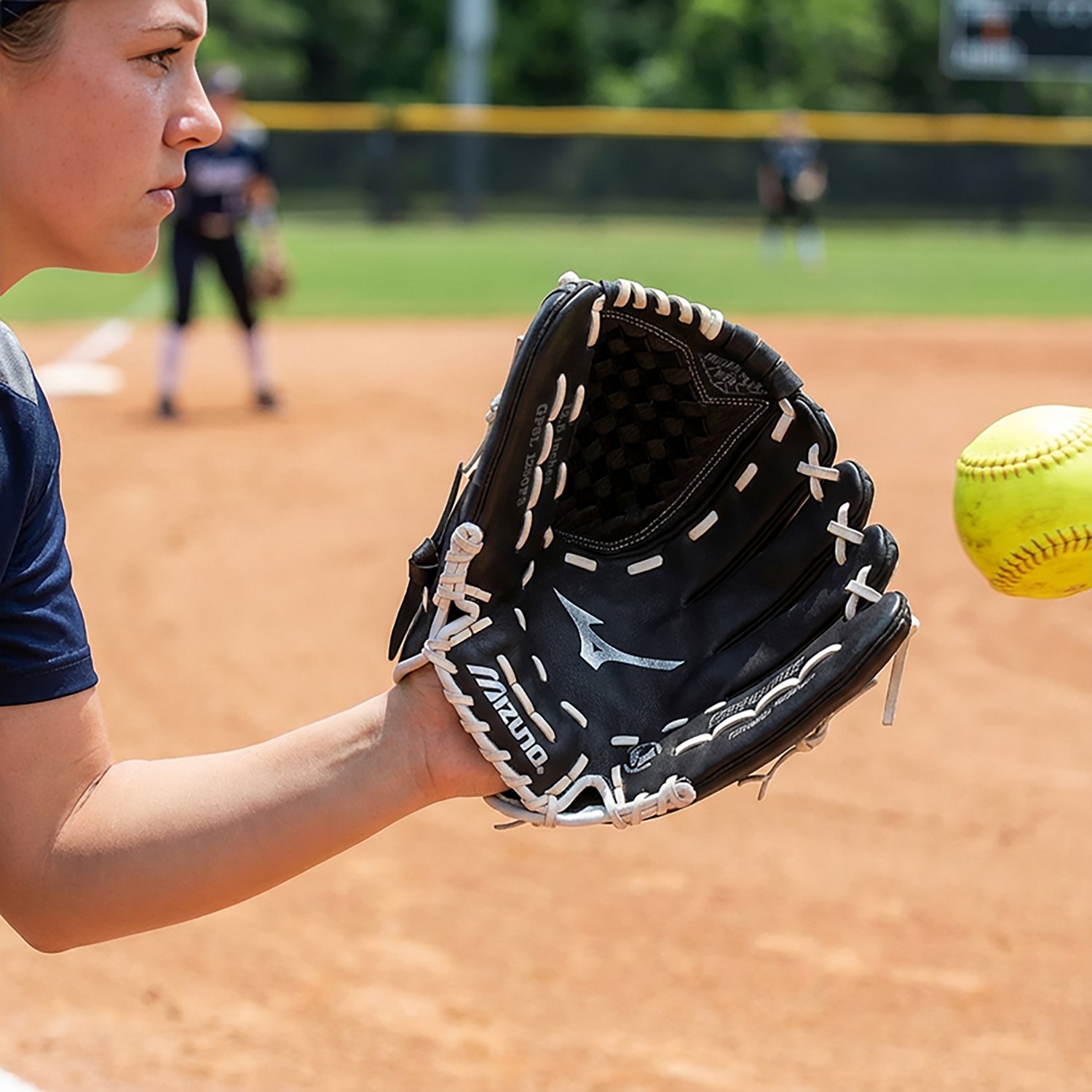 Mizuno GPSL1250F3 Prospect Select Series Fastpitch Softball Glove 12.5", Left Hand Throw, BLACK - view number 4