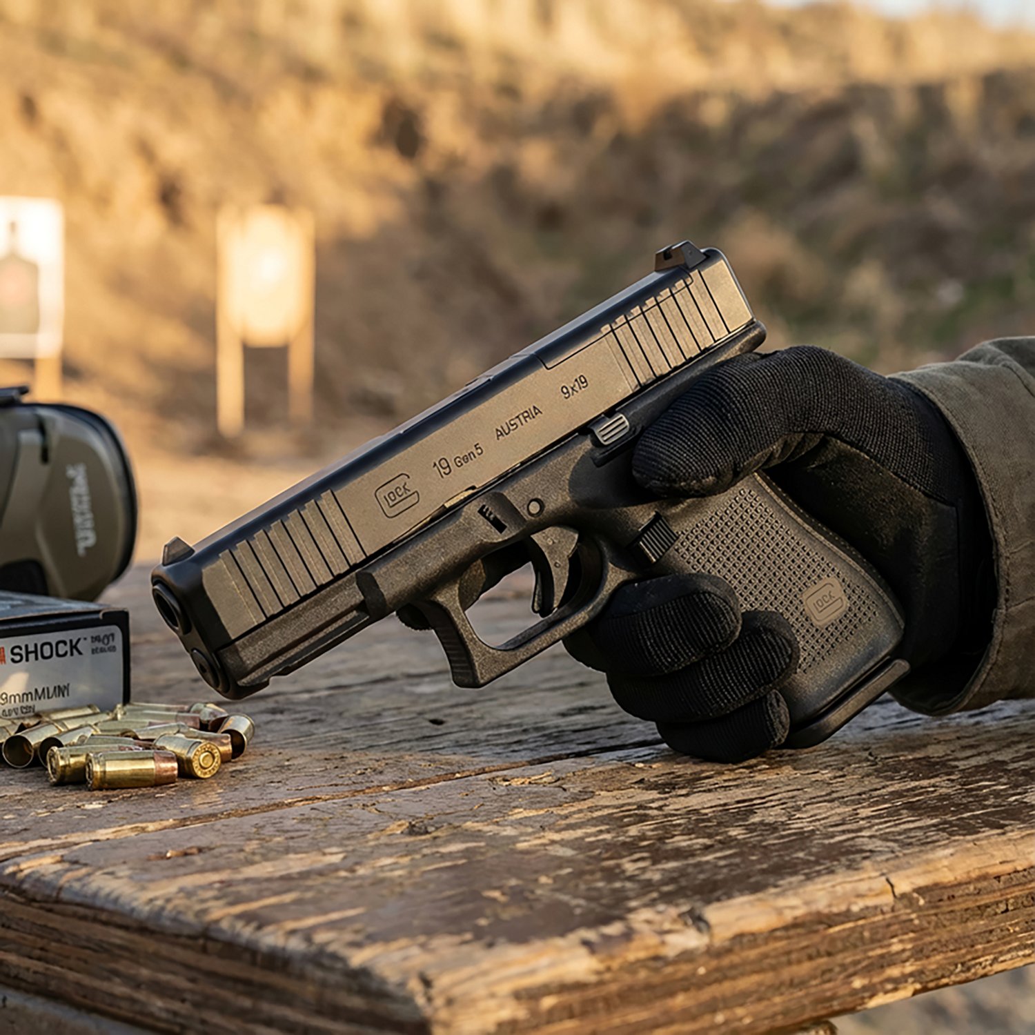 GLOCK 19 - G19 Gen5 Compact MOS AUT 9mm Luger Centerfire Pistol - view number 5