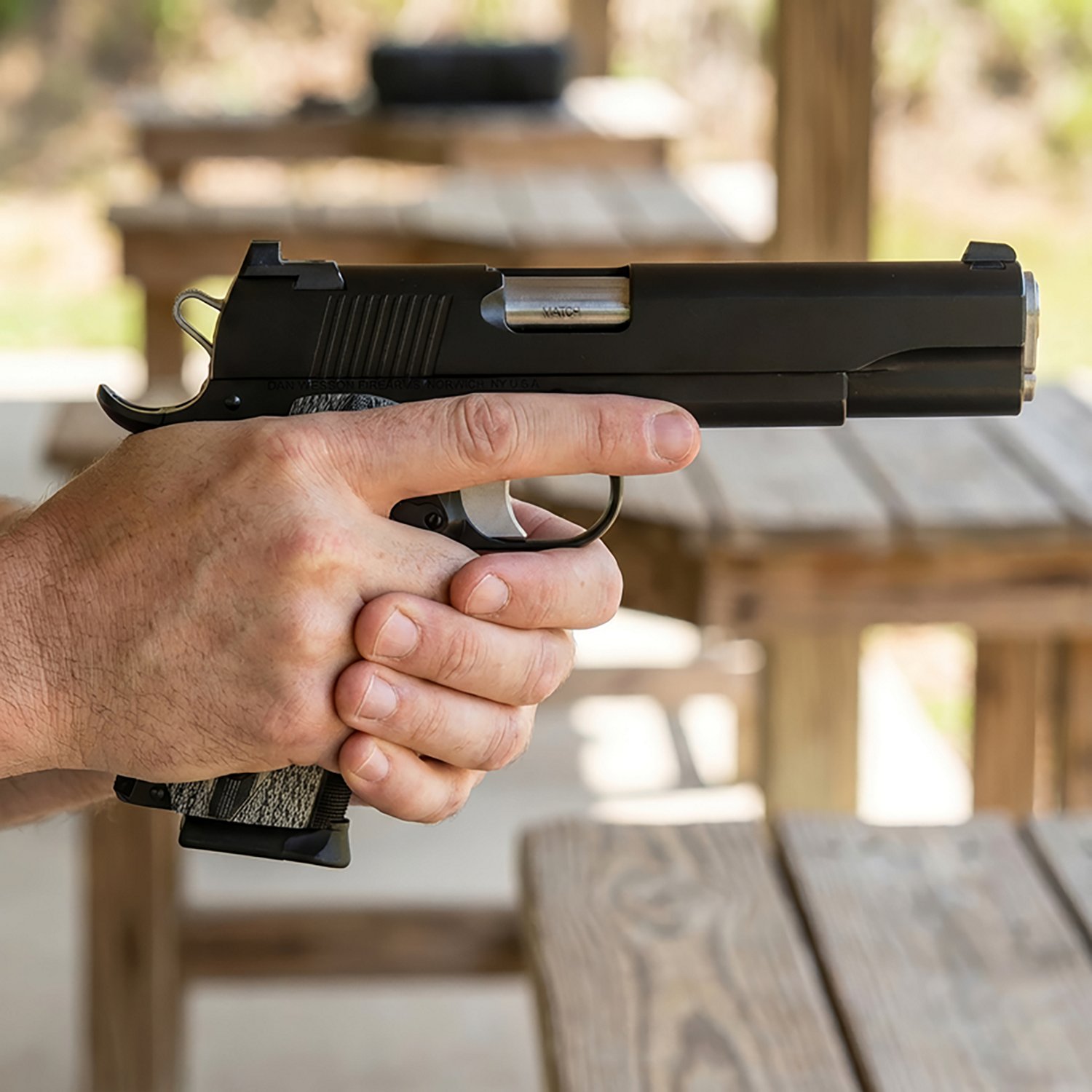 Dan Wesson 1823 Valor .45 ACP Pistol - view number 2