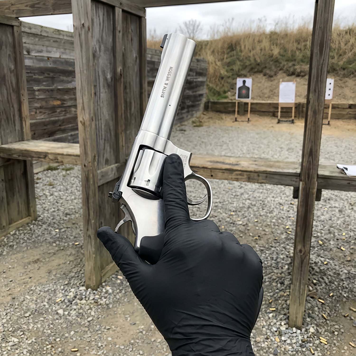 Smith & Wesson 648 22 WMR Revolver - view number 3