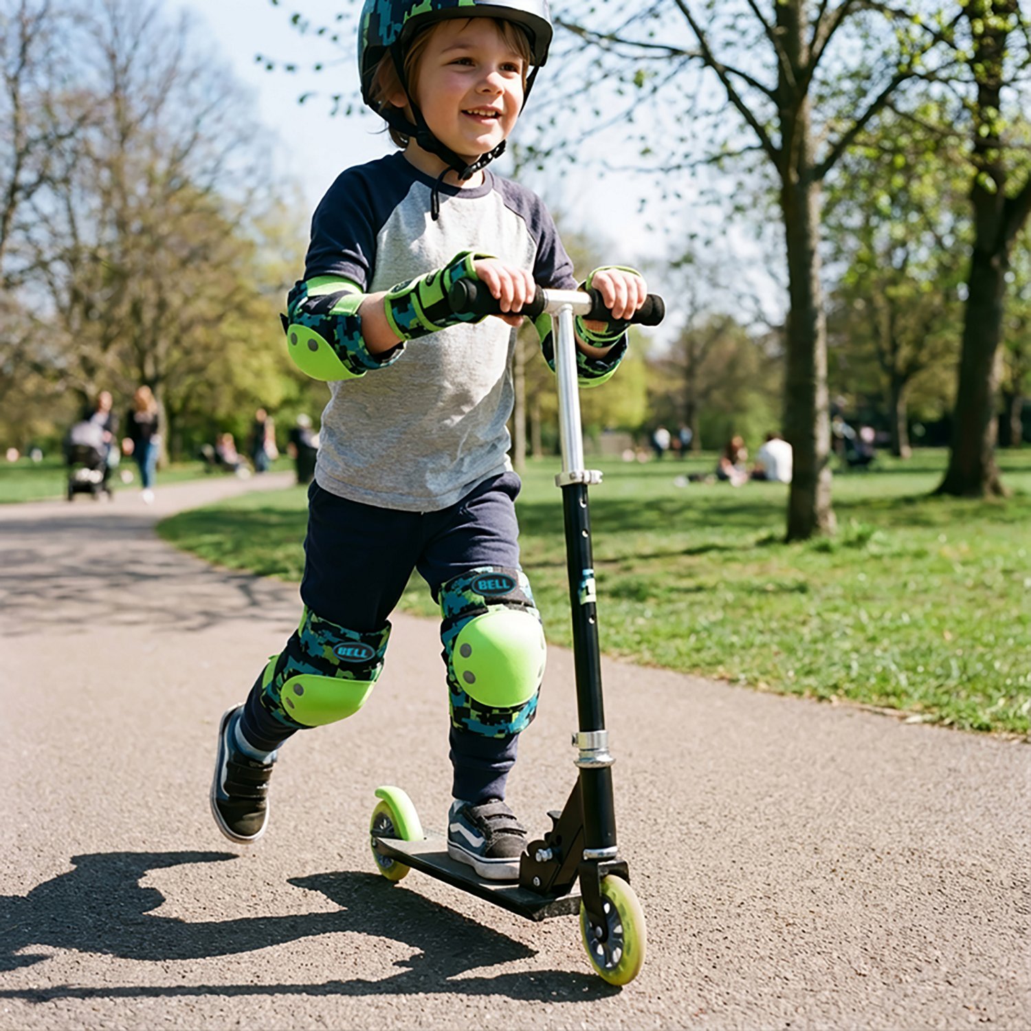 Bell Kids' Digi Camo Pad Set  - view number 6