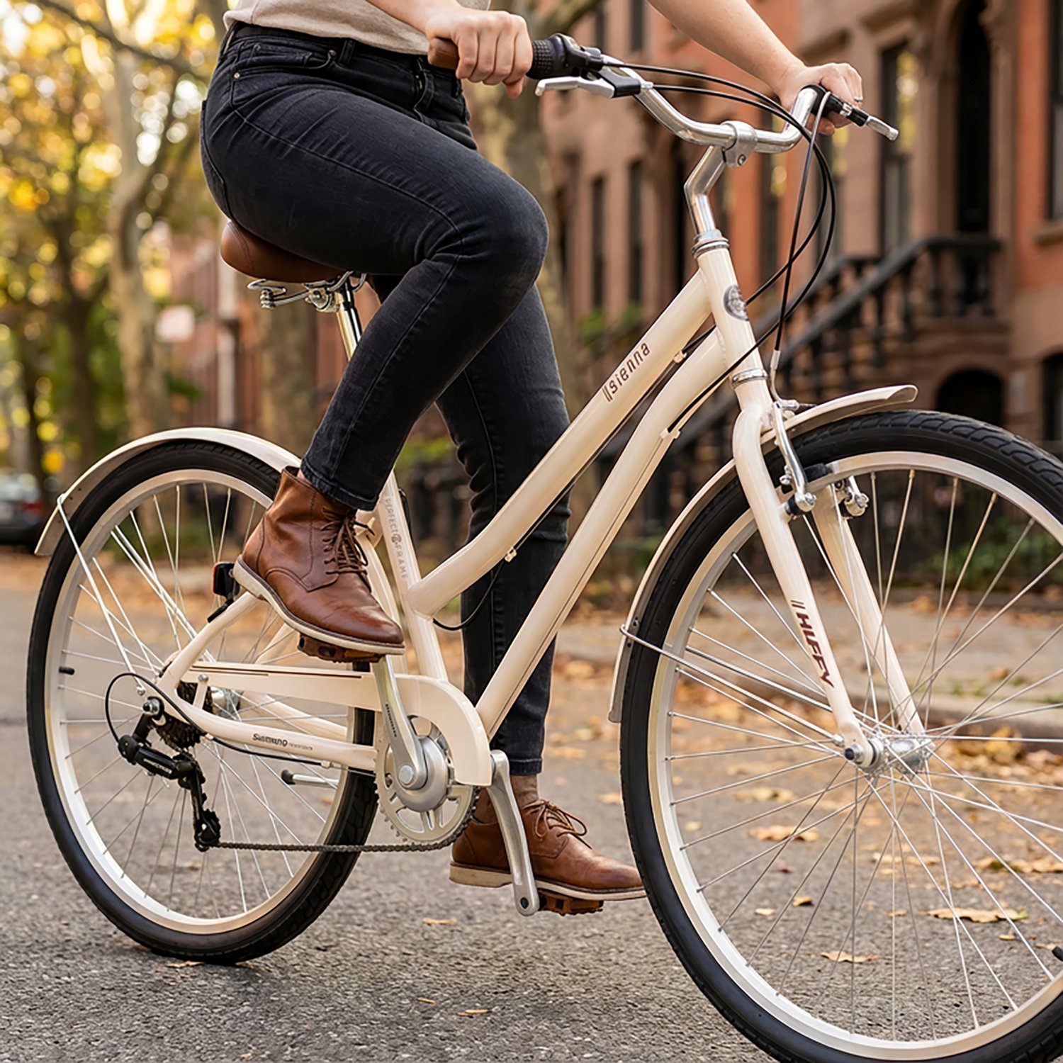 Huffy Women's 27.5 in Sienna Bike - view number 6