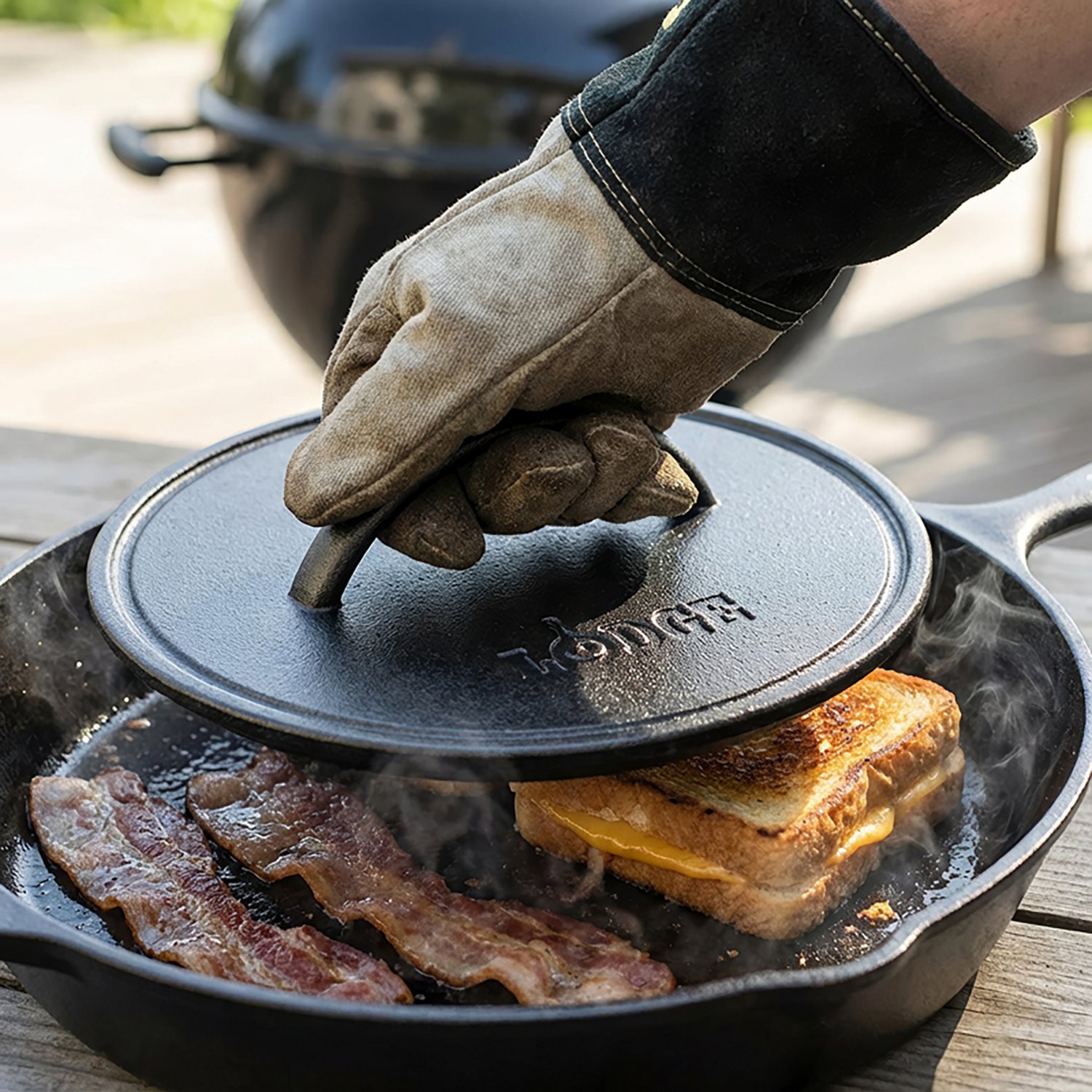 Lodge 8in Round Cast Iron Grill Press                                                                                            - view number 4