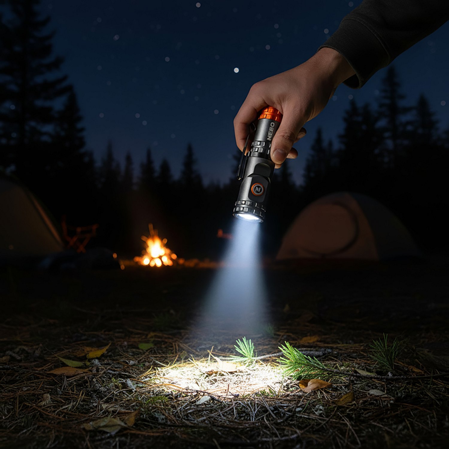 NEBO Franklin Swivel 600 Lumen Right Angle Rechargeable Flashlight                                                               - view number 7