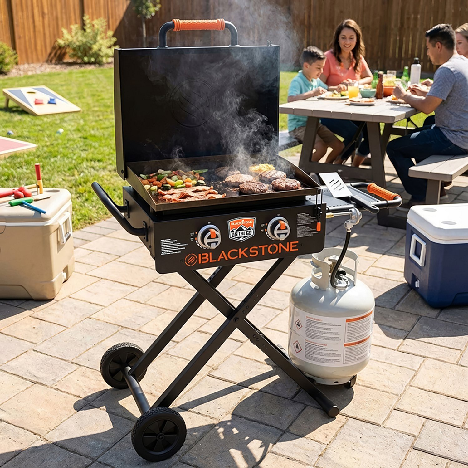 【☆シトラス★】【ブラックフライデー】クロード・カザル（2本セット） Blackstone On-The-Go 22 in 2-Burner Scissor Leg Gas Griddle | Academy