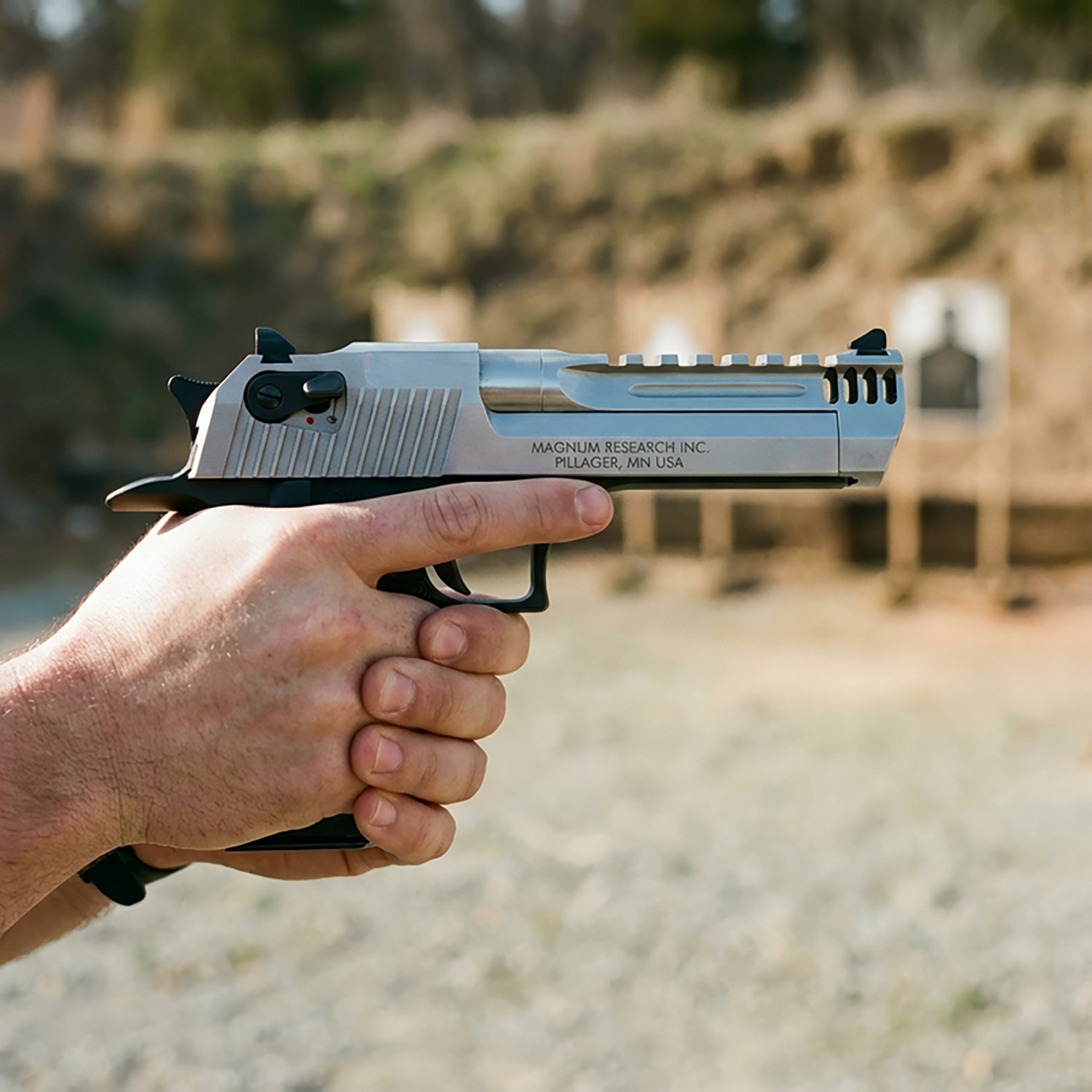 Magnum Research Desert Eagle L5 .50 AE Pistol - view number 3