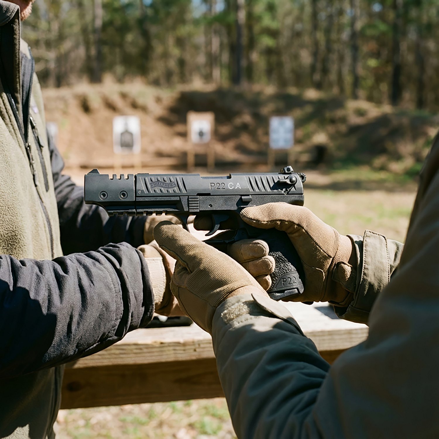Walther Arms P22 Target Polymer Grip .22 LR Pistol - view number 3